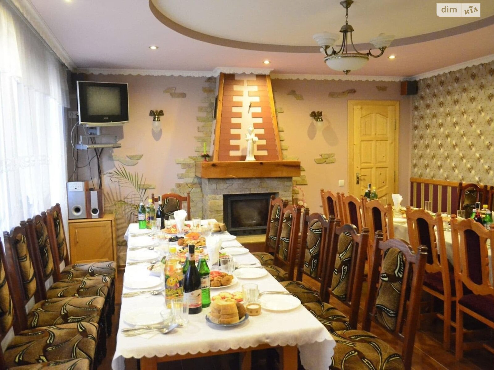 двухэтажная часть дома, 250 кв. м, кирпич. Сдается помесячно в Межгорье фото 1 двухэтажная часть дома, 250 кв. м, кирпич. Сдается помесячно в Межгорье фото 1