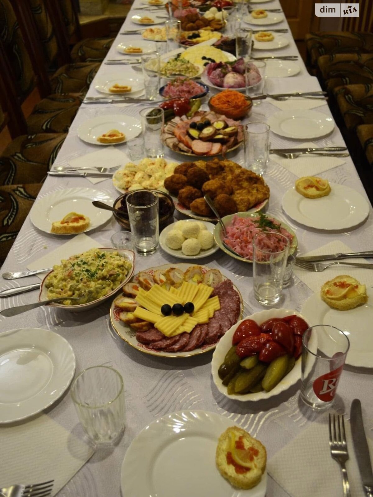 двухэтажная часть дома, 250 кв. м, кирпич. Сдается помесячно в Межгорье фото 1 двухэтажная часть дома, 250 кв. м, кирпич. Сдается помесячно в Межгорье фото 1