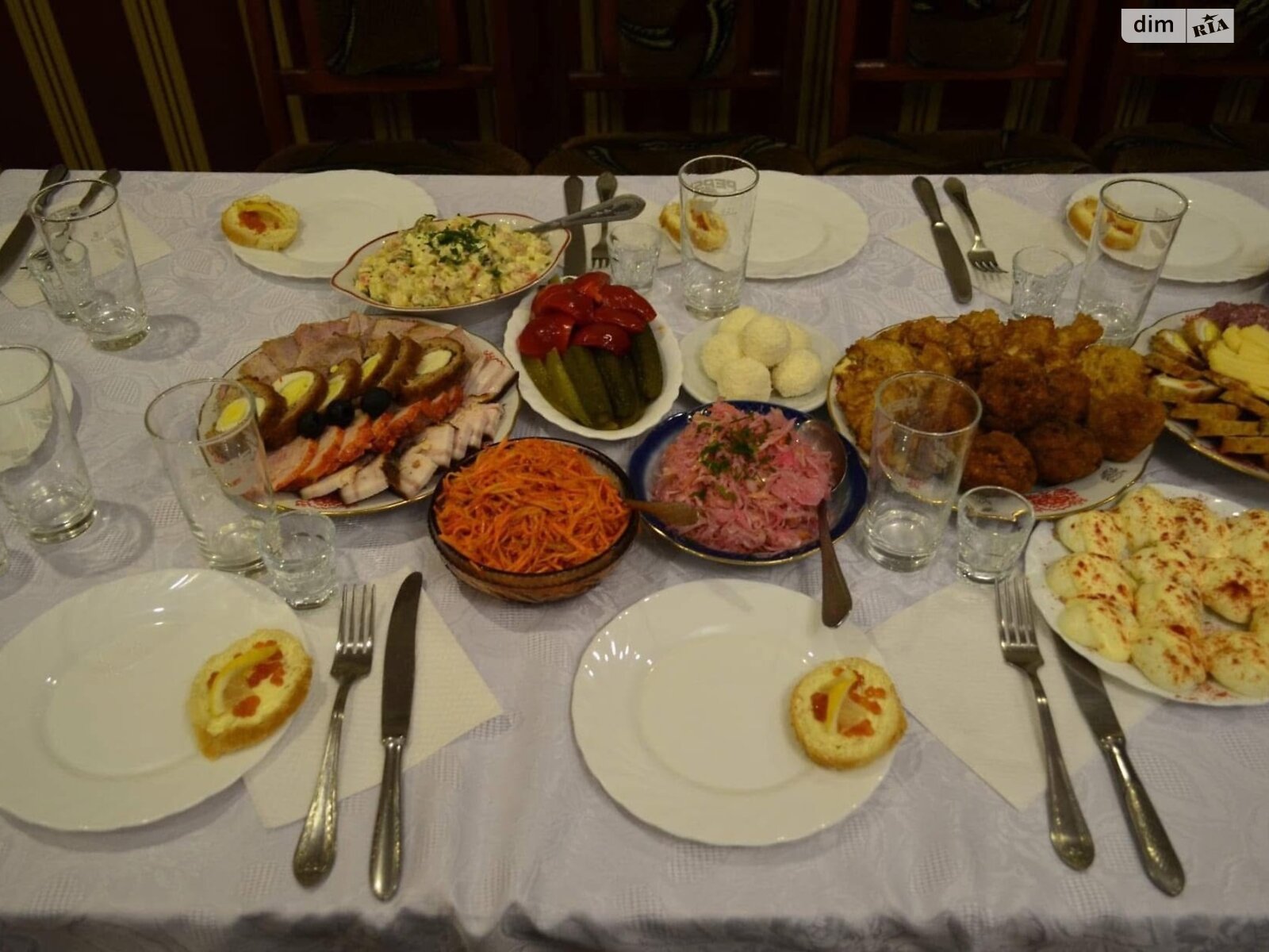 двухэтажная часть дома, 250 кв. м, кирпич. Сдается помесячно в Межгорье фото 1 двухэтажная часть дома, 250 кв. м, кирпич. Сдается помесячно в Межгорье фото 1