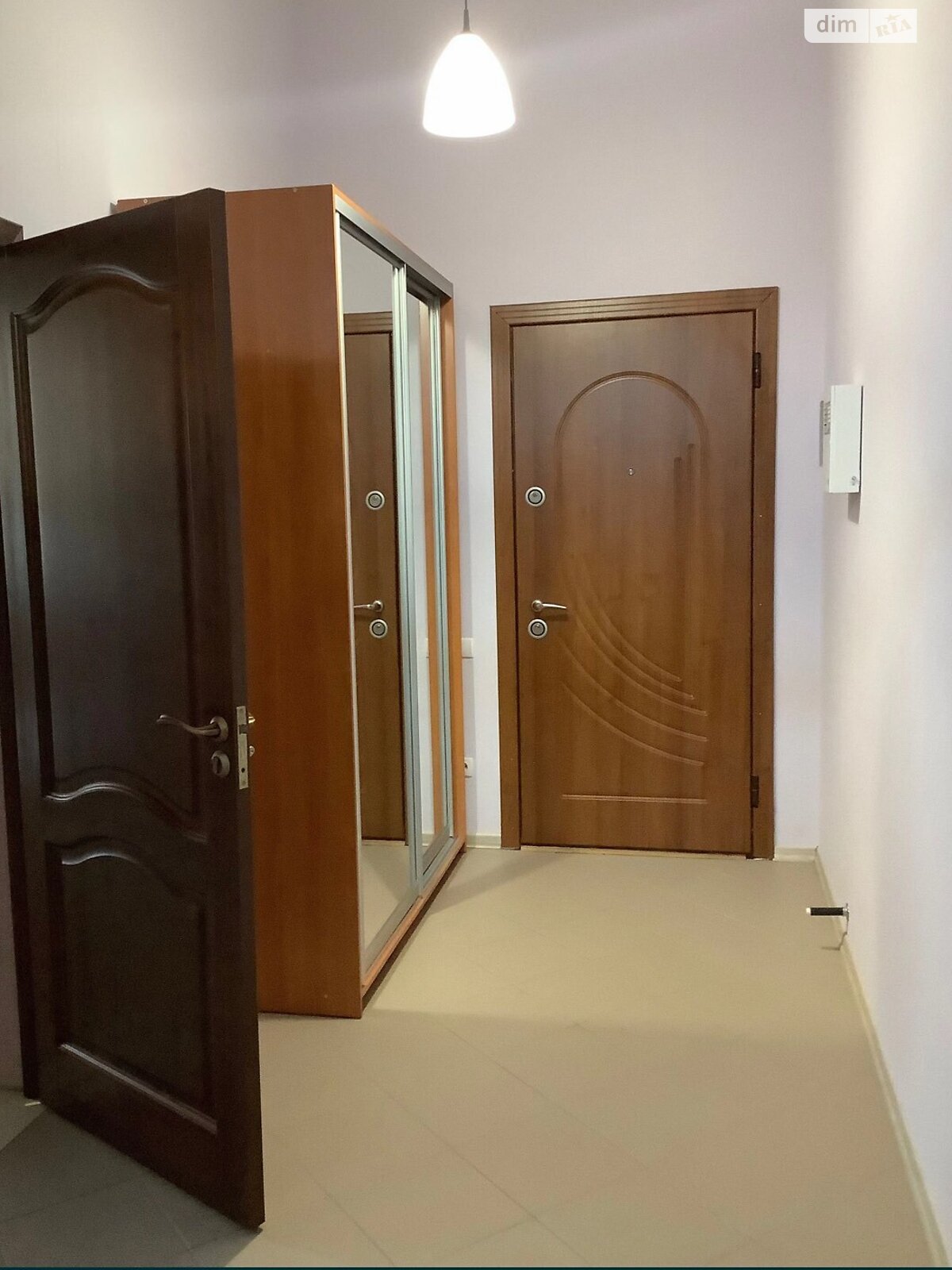 двухэтажная часть дома, 70 кв. м, кирпич. Сдается помесячно в Мукачеве, в районе Мукачево фото 1 двухэтажная часть дома, 70 кв. м, кирпич. Сдается помесячно в Мукачеве, в районе Мукачево фото 1