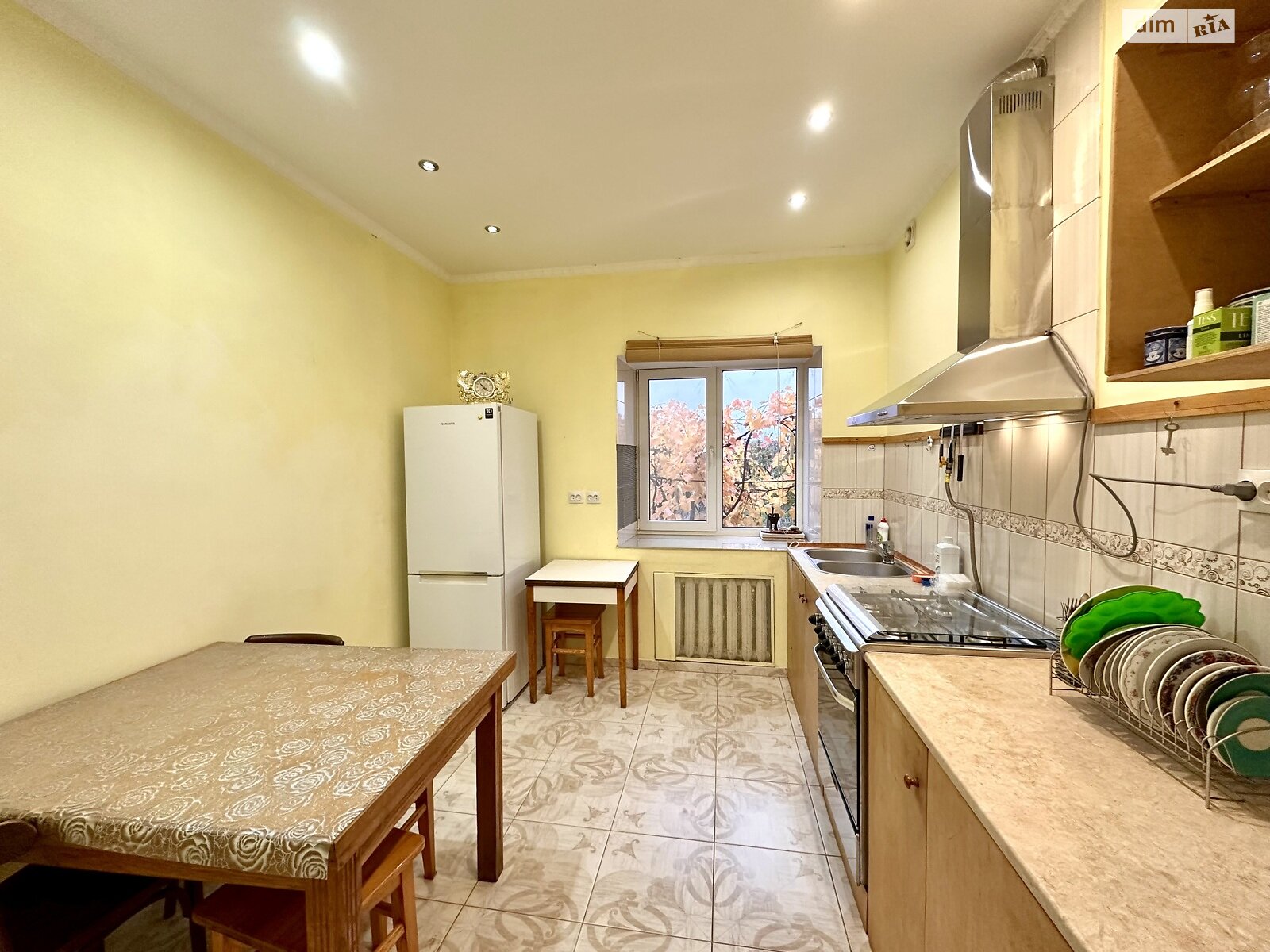 двухэтажная часть дома, 137 кв. м, кирпич. Сдается помесячно в Николаеве, в районе Центральный фото 1