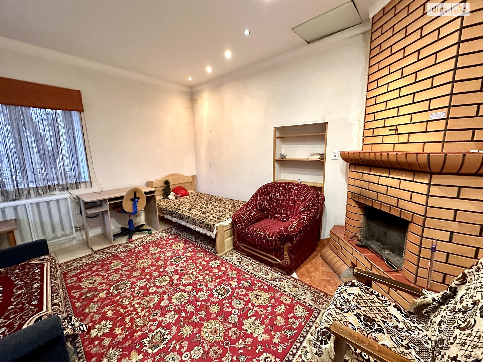 двухэтажная часть дома, 137 кв. м, кирпич. Сдается помесячно в Николаеве, в районе Центральный фото 1