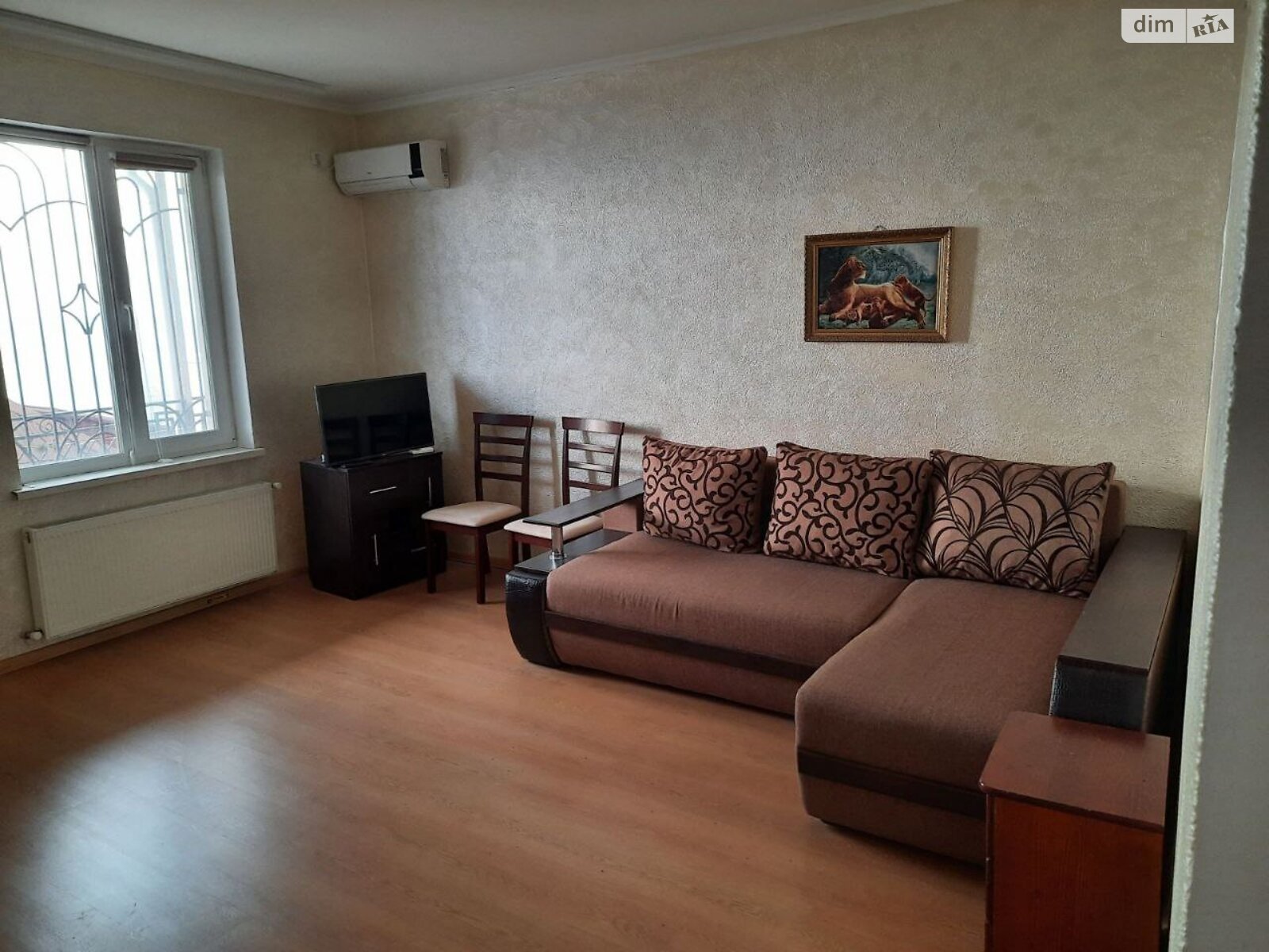 двухэтажная часть дома, 120 кв. м, кирпич. Сдается помесячно в Одессе, в районе Дача Ковалёвского фото 1