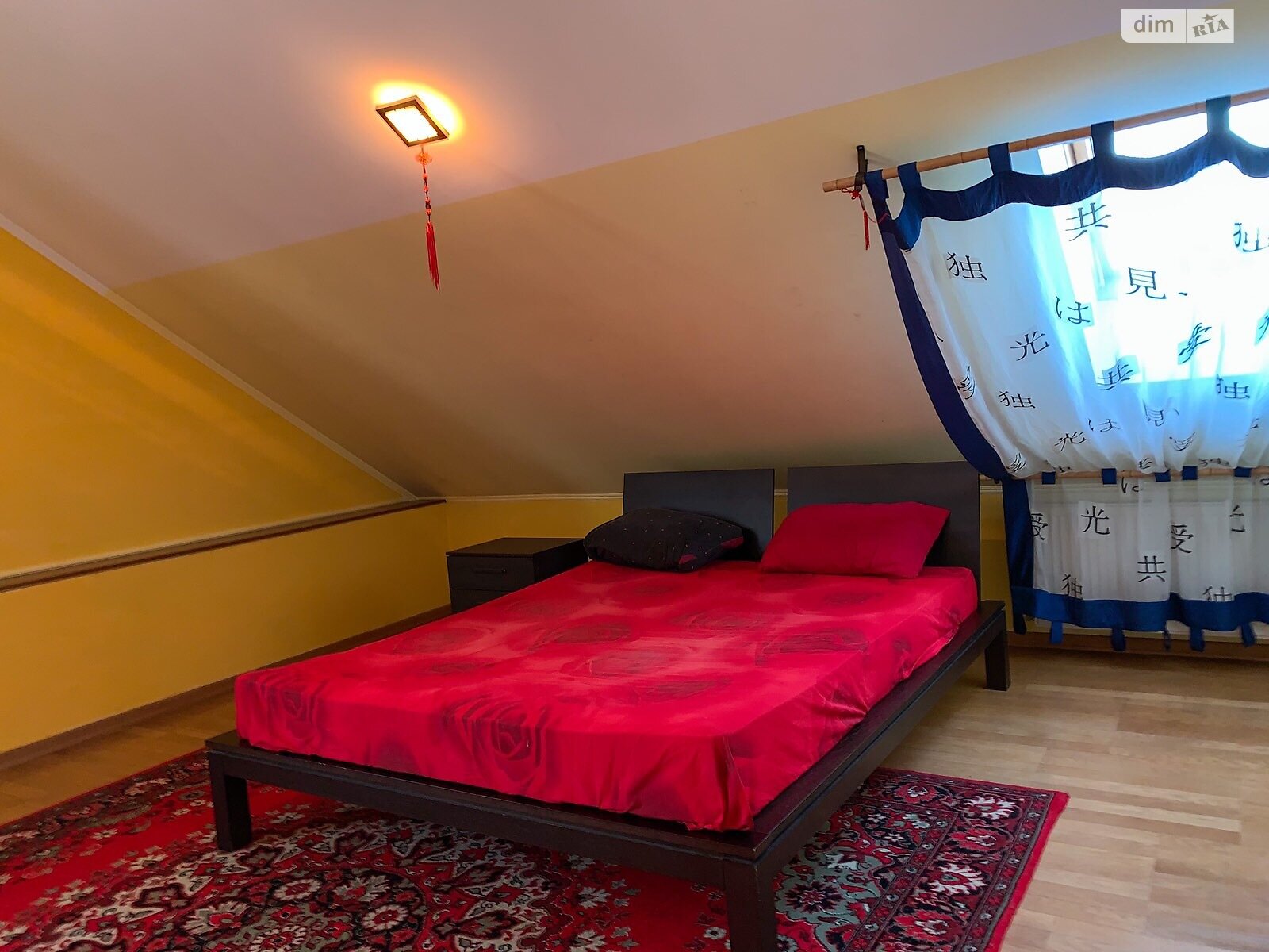 трехэтажная часть дома, 378 кв. м, ракушечник (ракушняк). Сдается помесячно в Одессе, в районе Киевский фото 1 трехэтажная часть дома, 378 кв. м, ракушечник (ракушняк). Сдается помесячно в Одессе, в районе Киевский фото 1