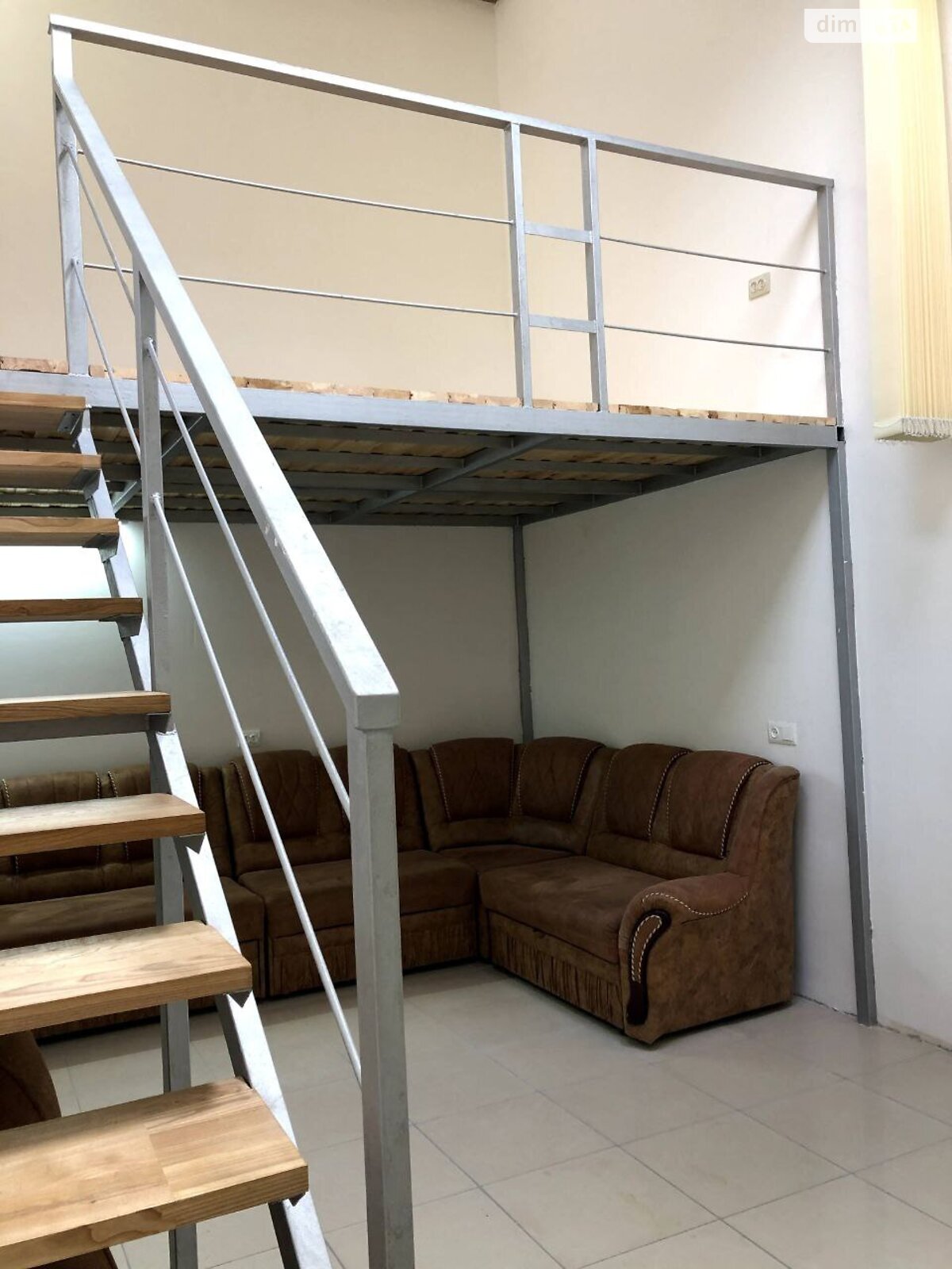 одноэтажная часть дома, 40 кв. м, кирпич. Сдается помесячно в Одессе, в районе Приморский фото 1