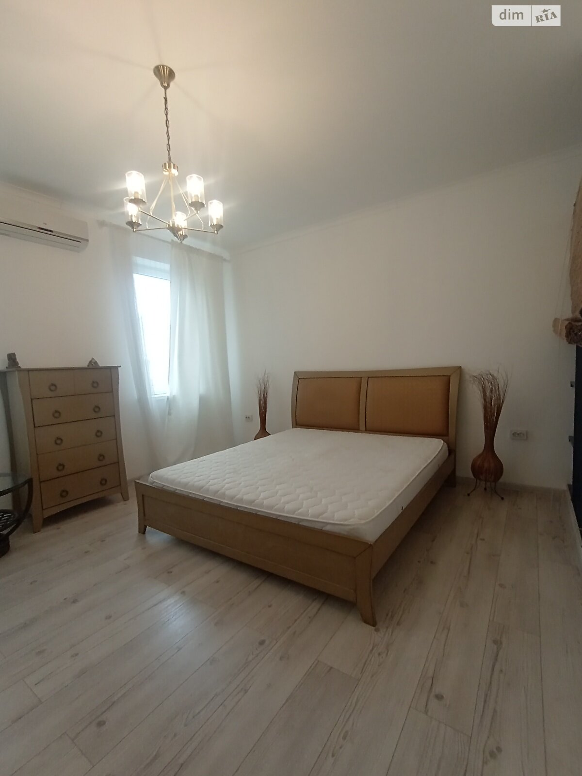 двухэтажная часть дома, 160 кв. м, газобетон. Сдается помесячно в Лиманке фото 1 двухэтажная часть дома, 160 кв. м, газобетон. Сдается помесячно в Лиманке фото 1