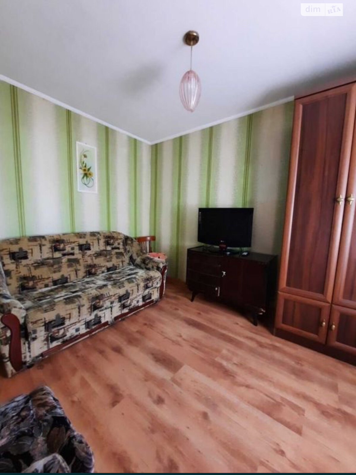 одноэтажная часть дома, 35 кв. м, кирпич. Сдается помесячно в Одессе, в районе Таирова фото 1 одноэтажная часть дома, 35 кв. м, кирпич. Сдается помесячно в Одессе, в районе Таирова фото 1