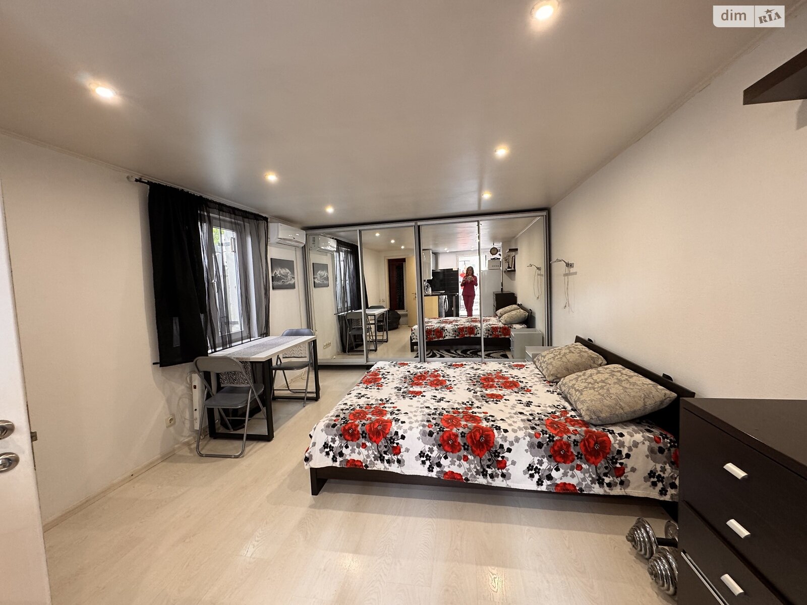 однопроверхова частина будинку, 28 кв. м, цегла. Здається помісячно в Одесі, в районі Вузівський фото 1