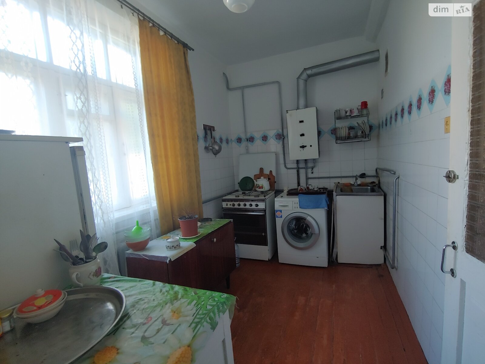 одноэтажная часть дома, 50 кв. м, кирпич. Сдается помесячно в Ровно, в районе 12-школа фото 1