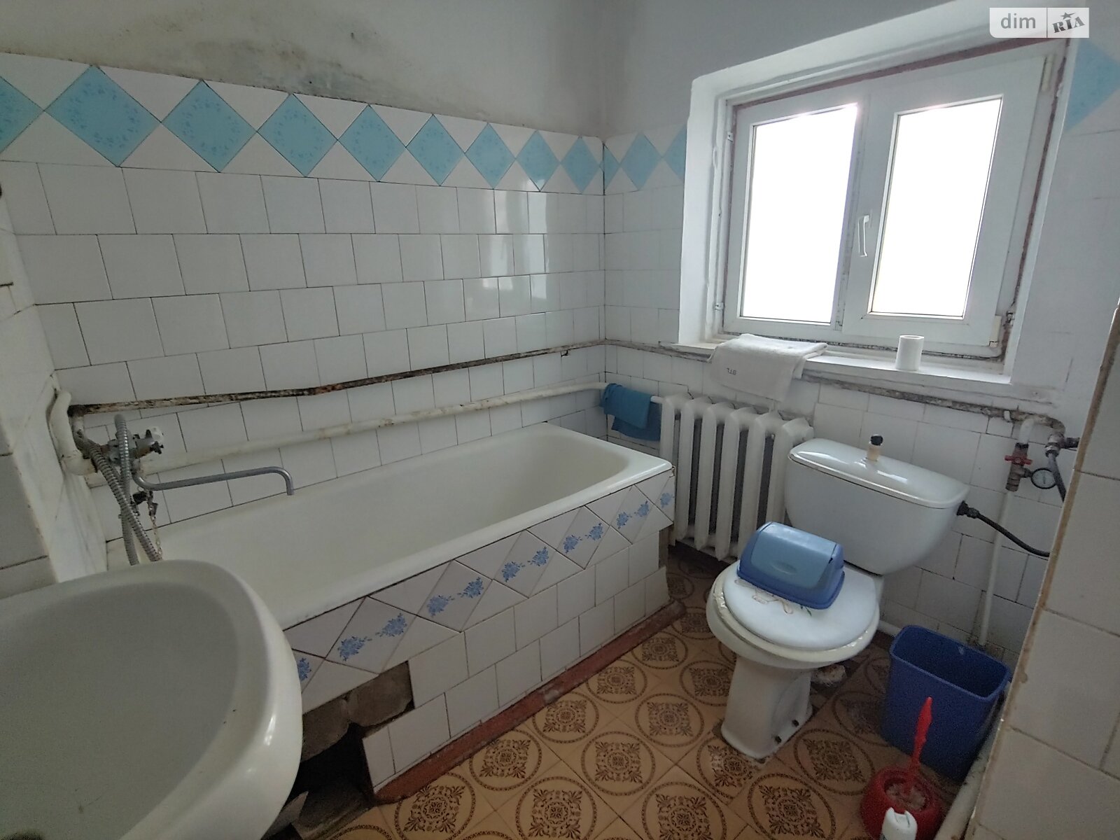 одноэтажная часть дома, 50 кв. м, кирпич. Сдается помесячно в Ровно, в районе 12-школа фото 1