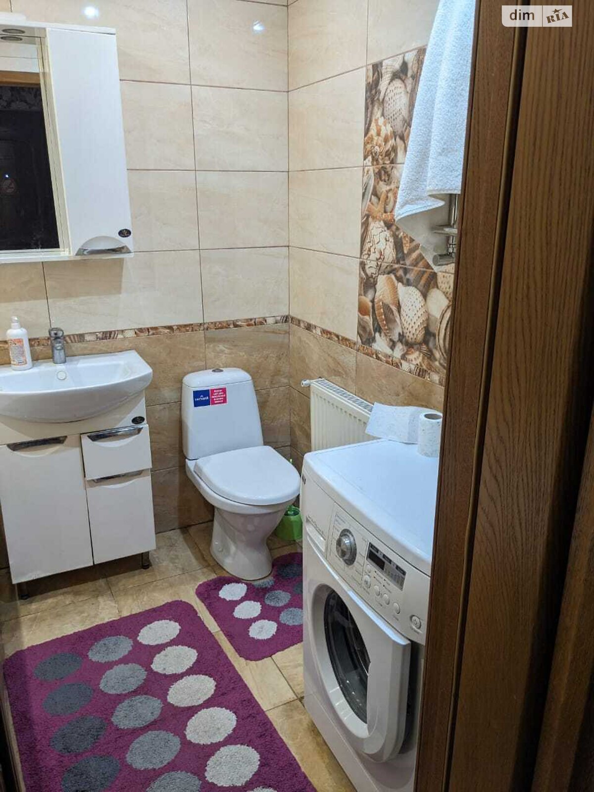 одноэтажная часть дома, 35 кв. м, кирпич. Сдается помесячно в Ровно, в районе Пивзавод фото 1 одноэтажная часть дома, 35 кв. м, кирпич. Сдается помесячно в Ровно, в районе Пивзавод фото 1