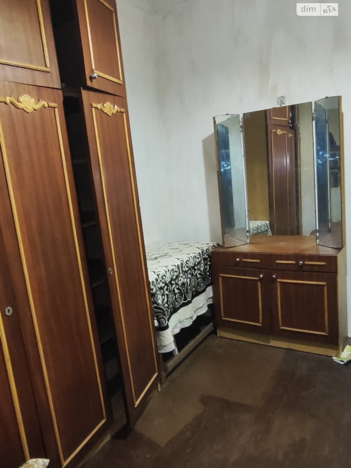 одноэтажная часть дома, 50 кв. м, кирпич. Сдается помесячно в Ровно, в районе Центр фото 1