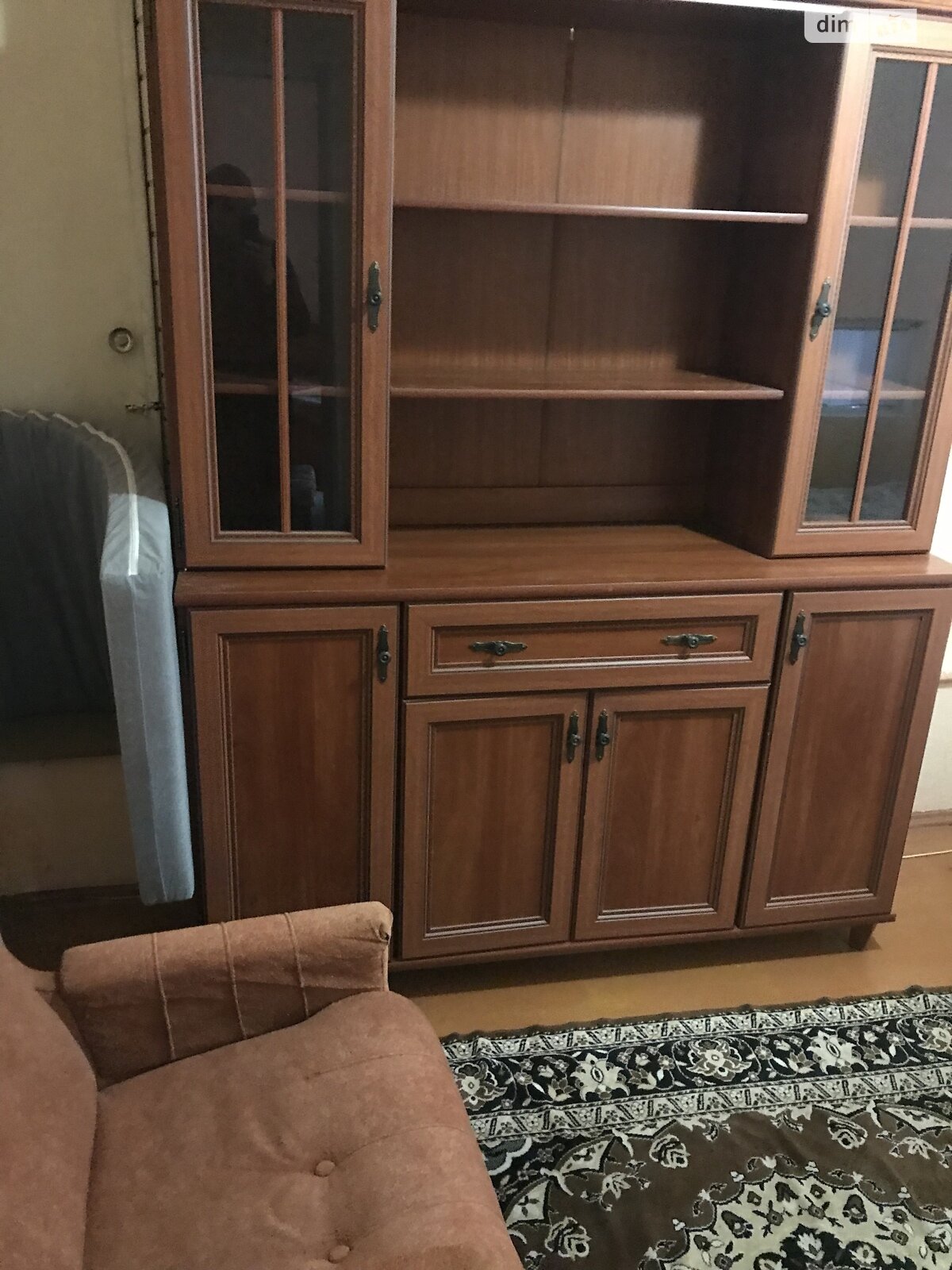 двухэтажная часть дома, 75 кв. м, кирпич. Сдается помесячно в Ровно, в районе Центр фото 1 двухэтажная часть дома, 75 кв. м, кирпич. Сдается помесячно в Ровно, в районе Центр фото 1