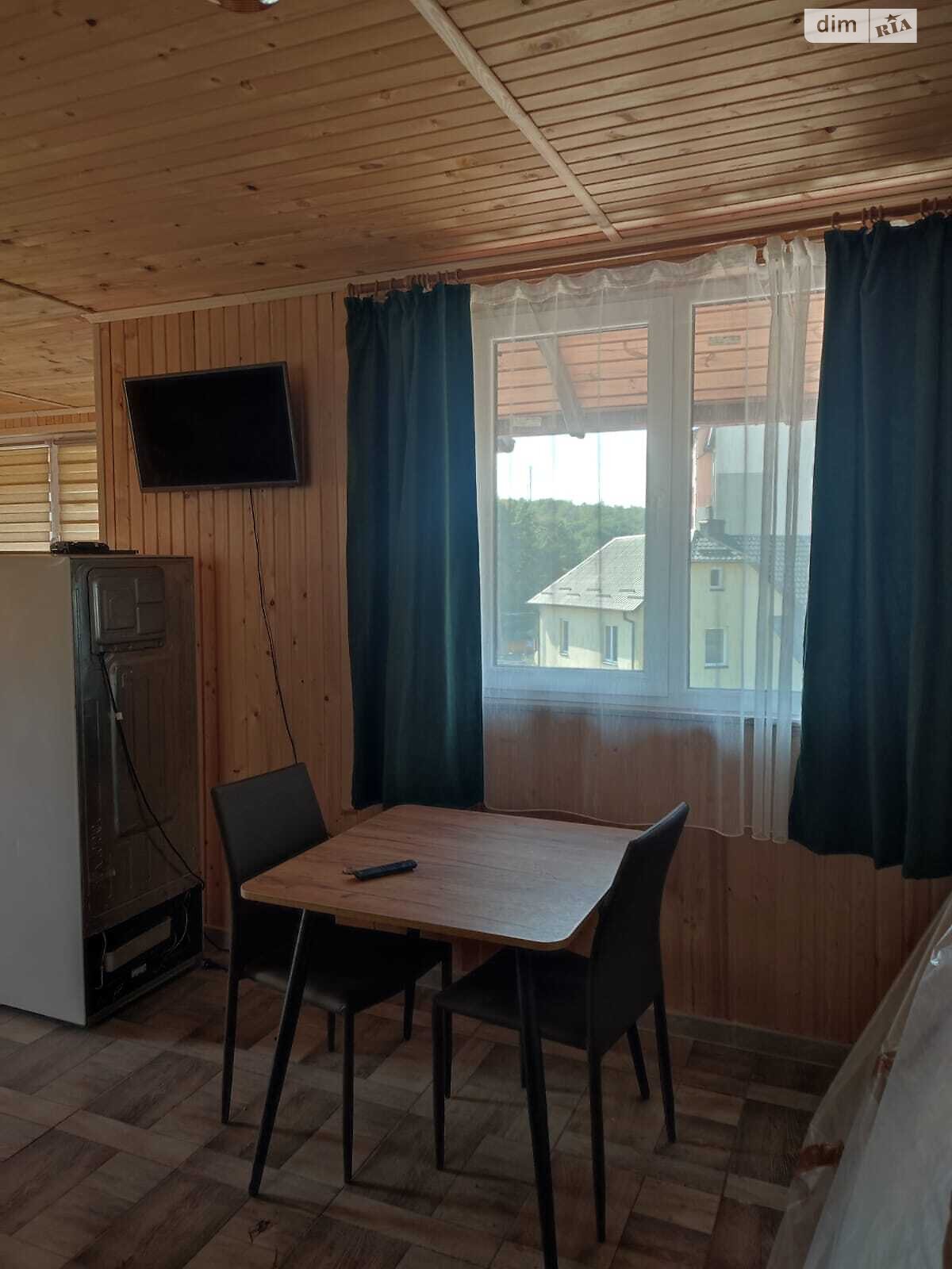 двопроверхова частина будинку, 50 кв. м, цегла. Здається помісячно в Тернополі, в районі Дружба фото 1