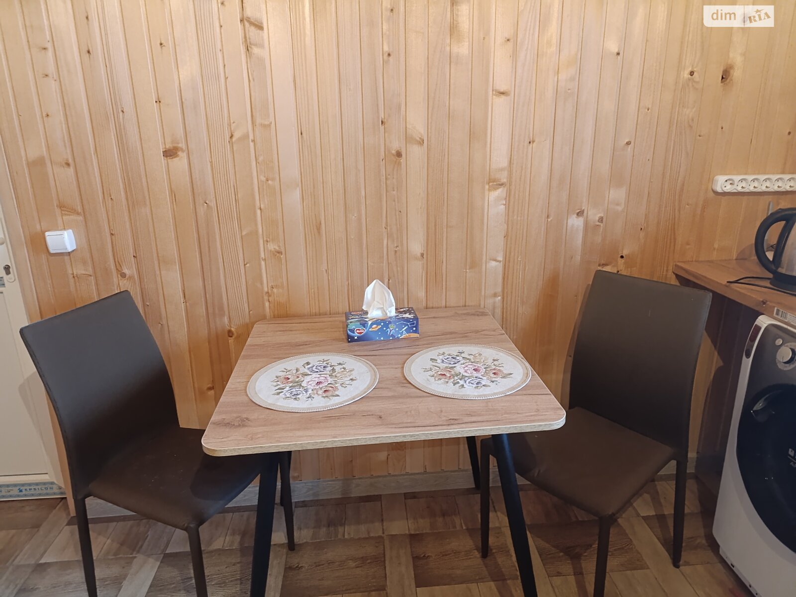 трехэтажная часть дома, 50 кв. м, кирпич. Сдается помесячно в Тернополе, в районе Дружба фото 1