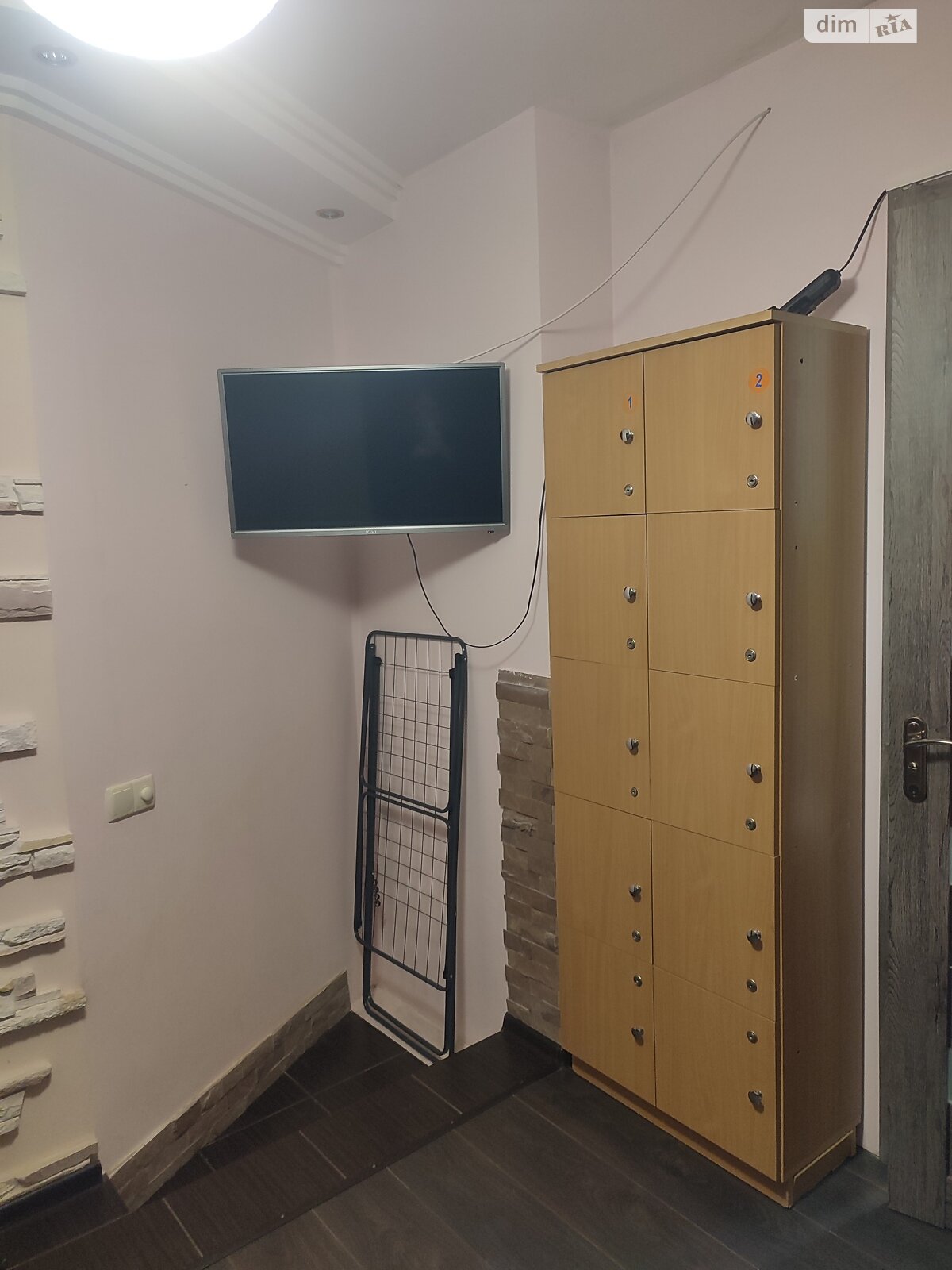 одноповерхова частина будинку, 50 кв. м, цегла. Здається помісячно в Тернополі, в районі Дружба фото 1 однопроверхова частина будинку, 50 кв. м, цегла. Здається помісячно в Тернополі, в районі Дружба фото 1