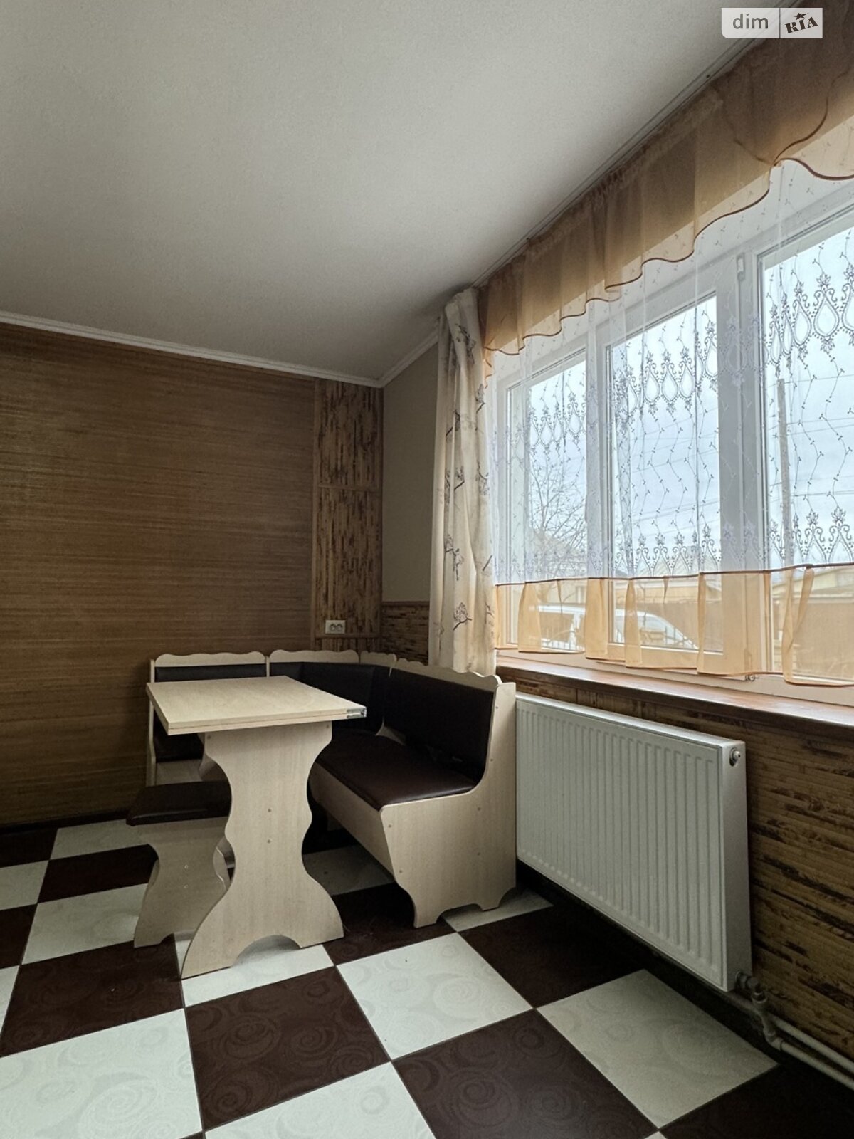 одноповерхова частина будинку, 50 кв. м, цегла. Здається помісячно в Тернополі, в районі Старий парк фото 1 однопроверхова частина будинку, 50 кв. м, цегла. Здається помісячно в Тернополі, в районі Старий парк фото 1