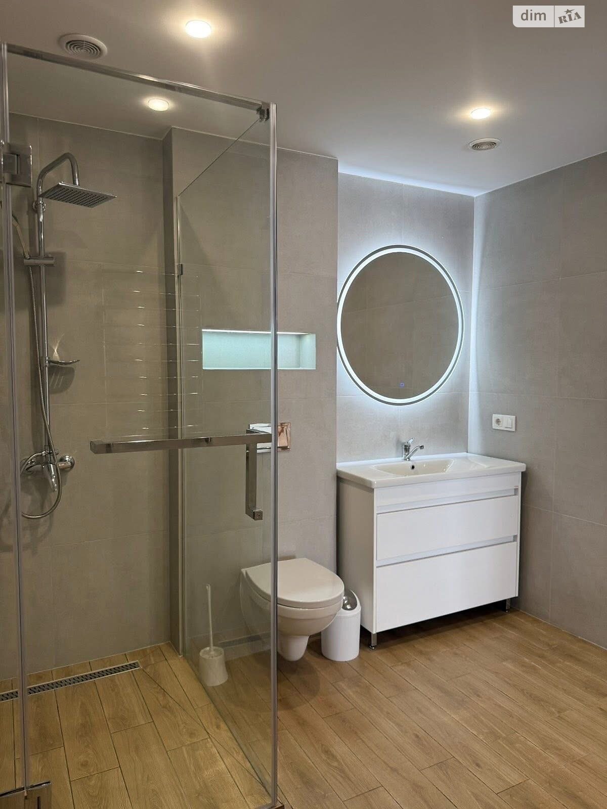 одноповерхова частина будинку, 115 кв. м, цегла. Здається помісячно в Ужгороді фото 1