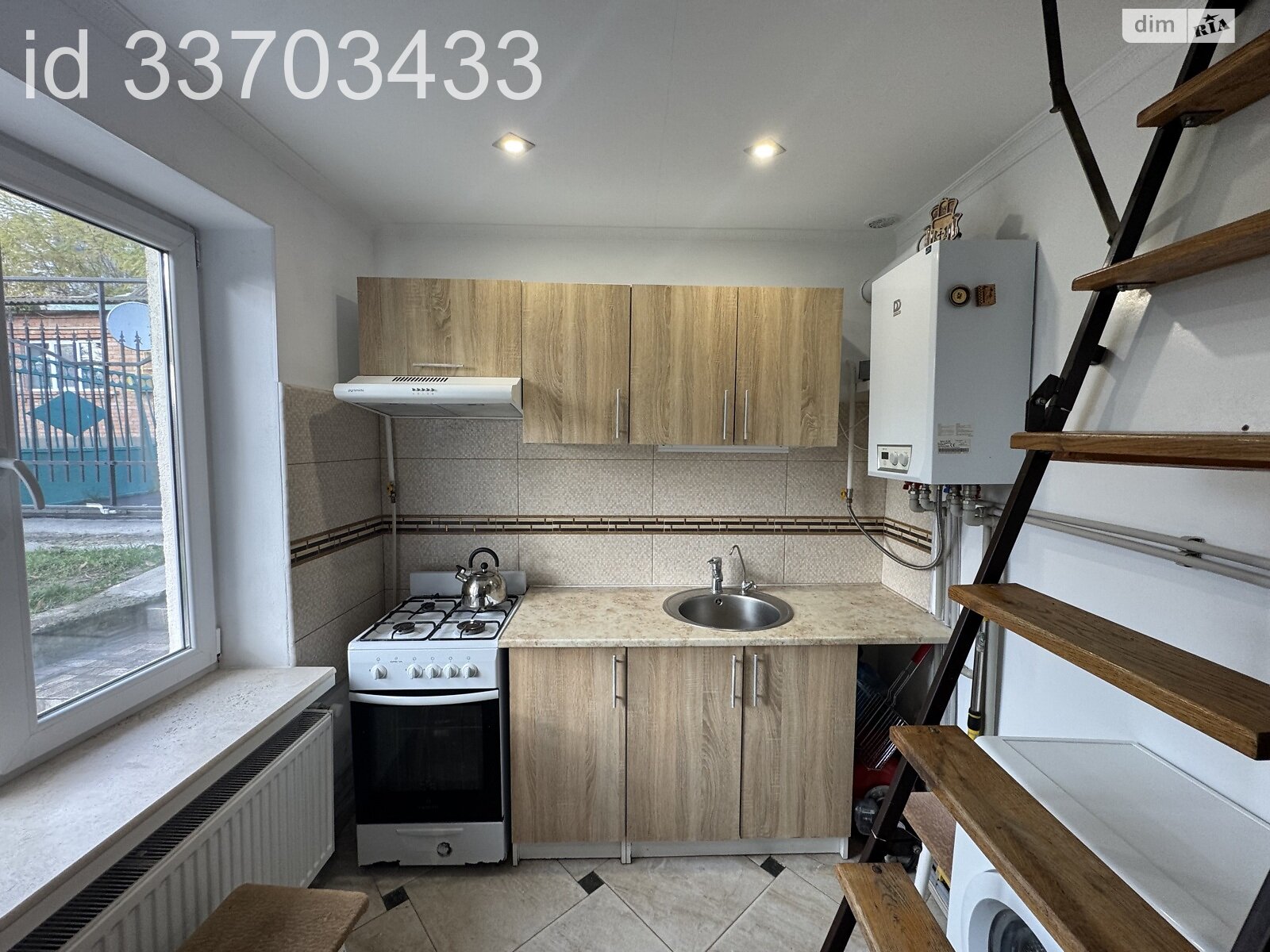 двухэтажная часть дома, 40 кв. м, кирпич. Сдается помесячно в Виннице, в районе Ближнее замостье фото 1 двухэтажная часть дома, 40 кв. м, кирпич. Сдается помесячно в Виннице, в районе Ближнее замостье фото 1