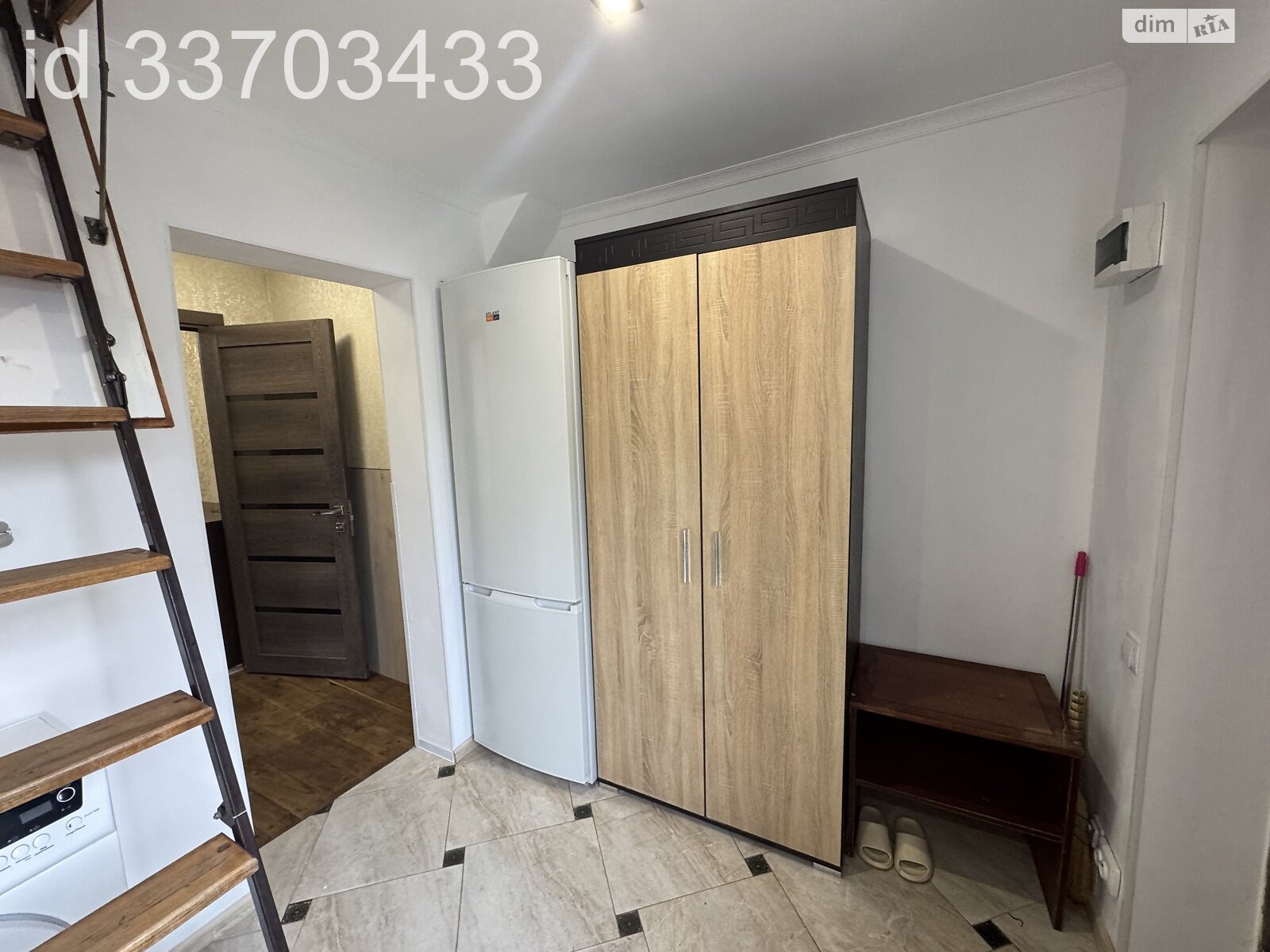 двухэтажная часть дома, 40 кв. м, кирпич. Сдается помесячно в Виннице, в районе Ближнее замостье фото 1 двухэтажная часть дома, 40 кв. м, кирпич. Сдается помесячно в Виннице, в районе Ближнее замостье фото 1