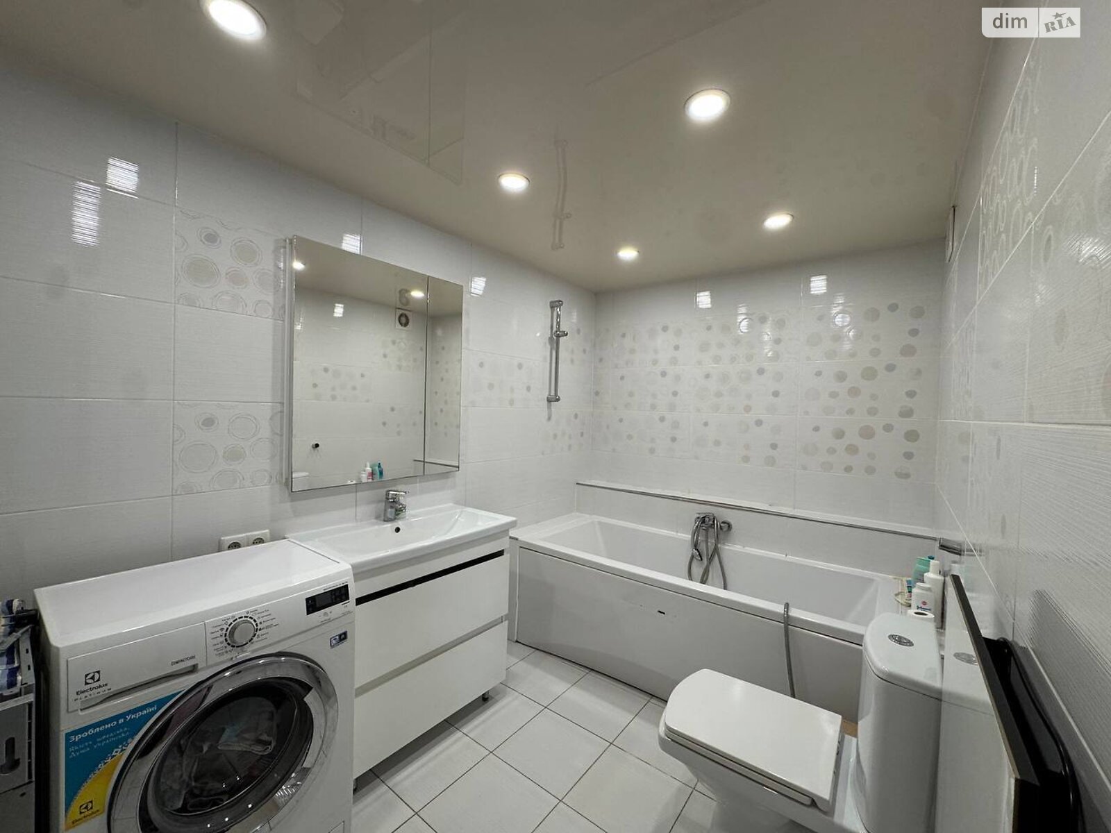 одноэтажная часть дома, 58 кв. м, кирпич. Сдается помесячно в Виннице, в районе Корея фото 1 одноэтажная часть дома, 58 кв. м, кирпич. Сдается помесячно в Виннице, в районе Корея фото 1