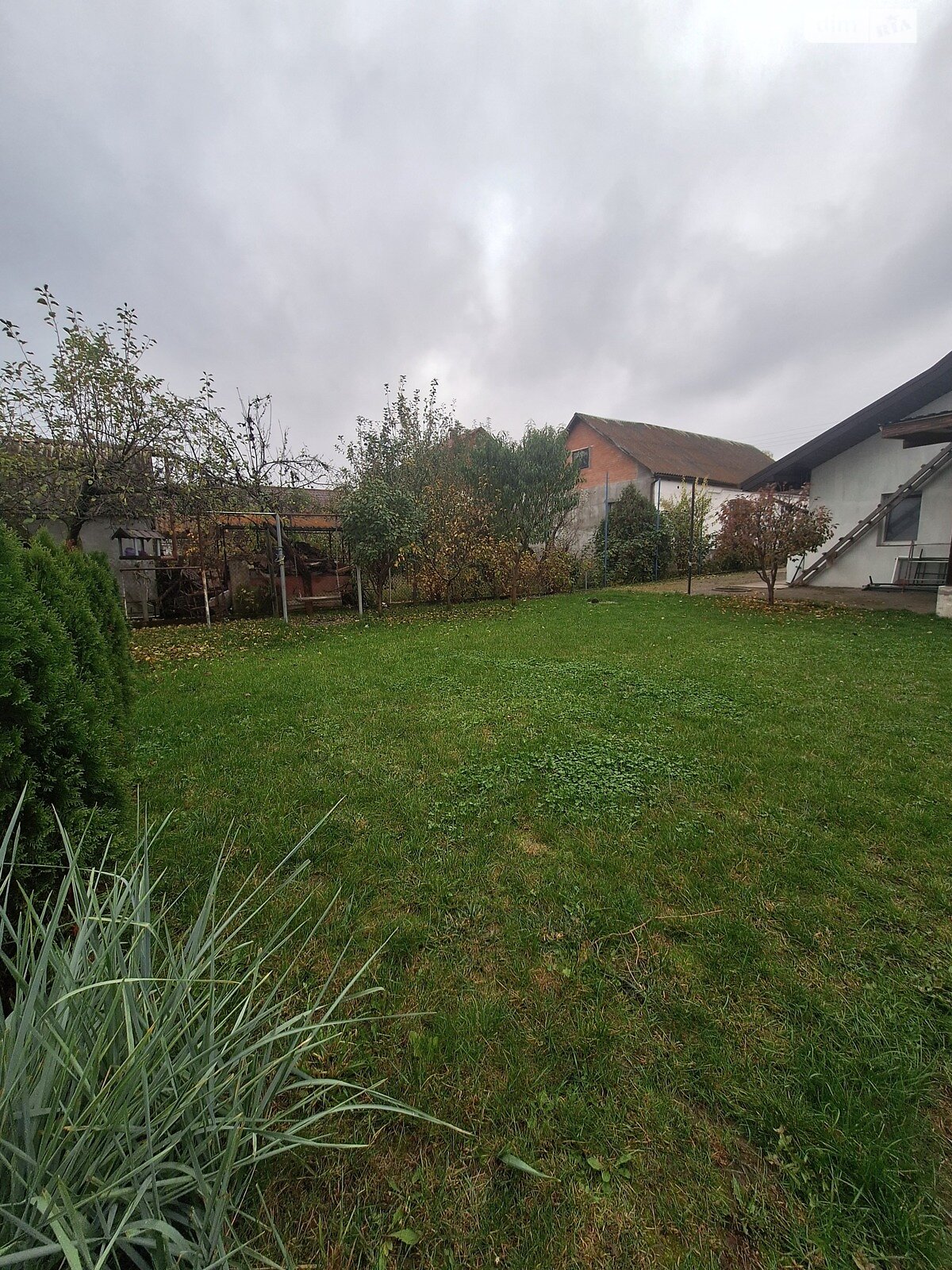 одноэтажная часть дома, 70 кв. м, кирпич. Сдается помесячно в Виннице, в районе Ленинский фото 1