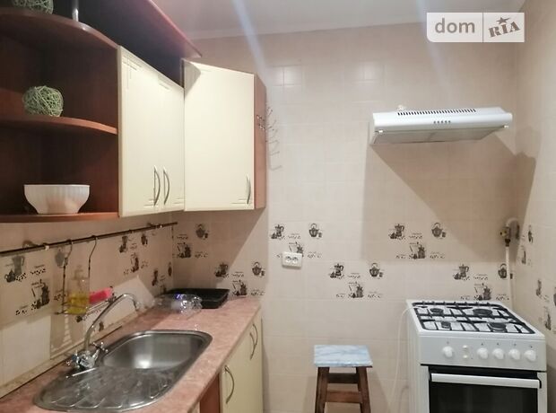 одноэтажная часть дома, 40 кв. м, кирпич. Сдается помесячно в Виннице, в районе Пятничаны фото 1 одноэтажная часть дома, 40 кв. м, кирпич. Сдается помесячно в Виннице, в районе Пятничаны фото 1