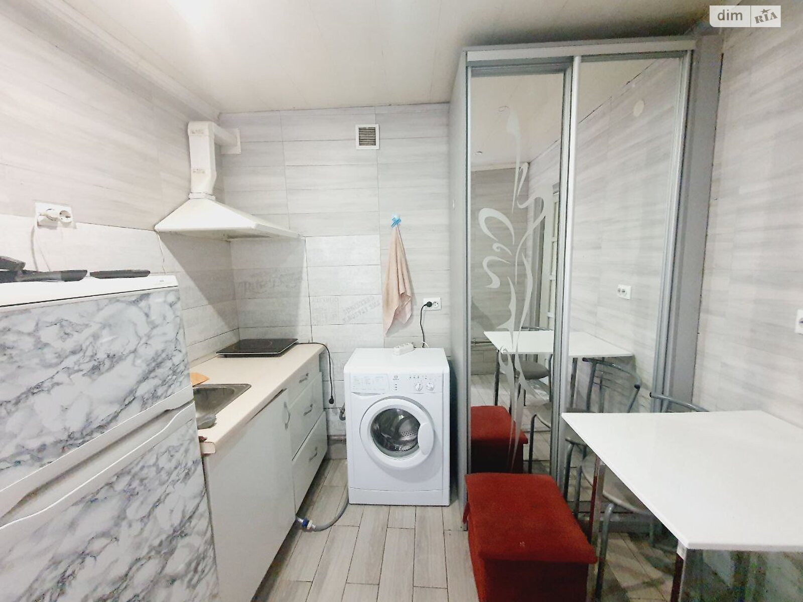 одноэтажная часть дома, 34 кв. м, кирпич. Сдается помесячно в Виннице, в районе Старый город фото 1