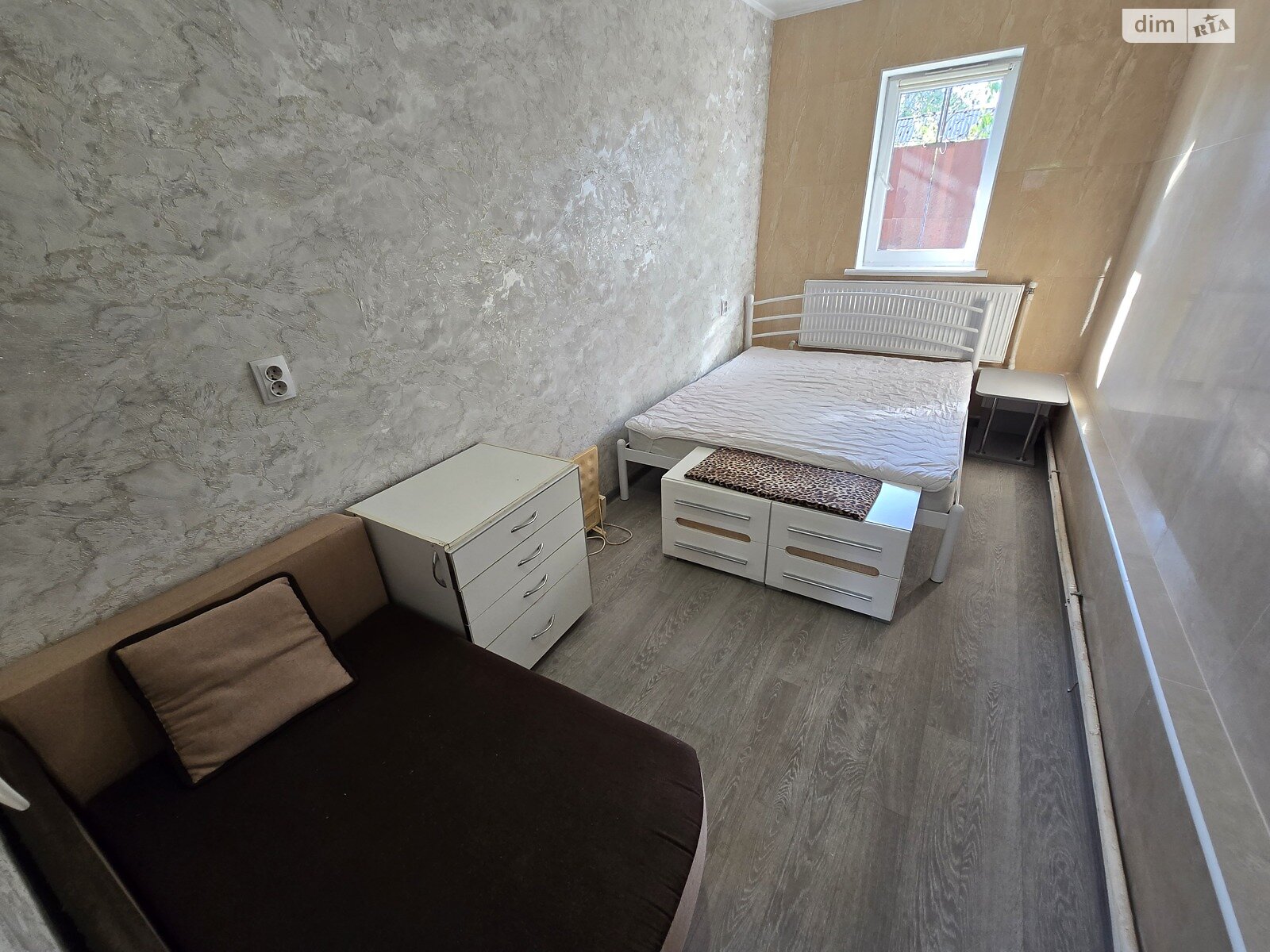 одноповерхова частина будинку, 30 кв. м, кирпич. Здається помісячно в Вінниці, в районі Старе місто фото 1 однопроверхова частина будинку, 30 кв. м, кирпич. Здається помісячно в Вінниці, в районі Старе місто фото 1