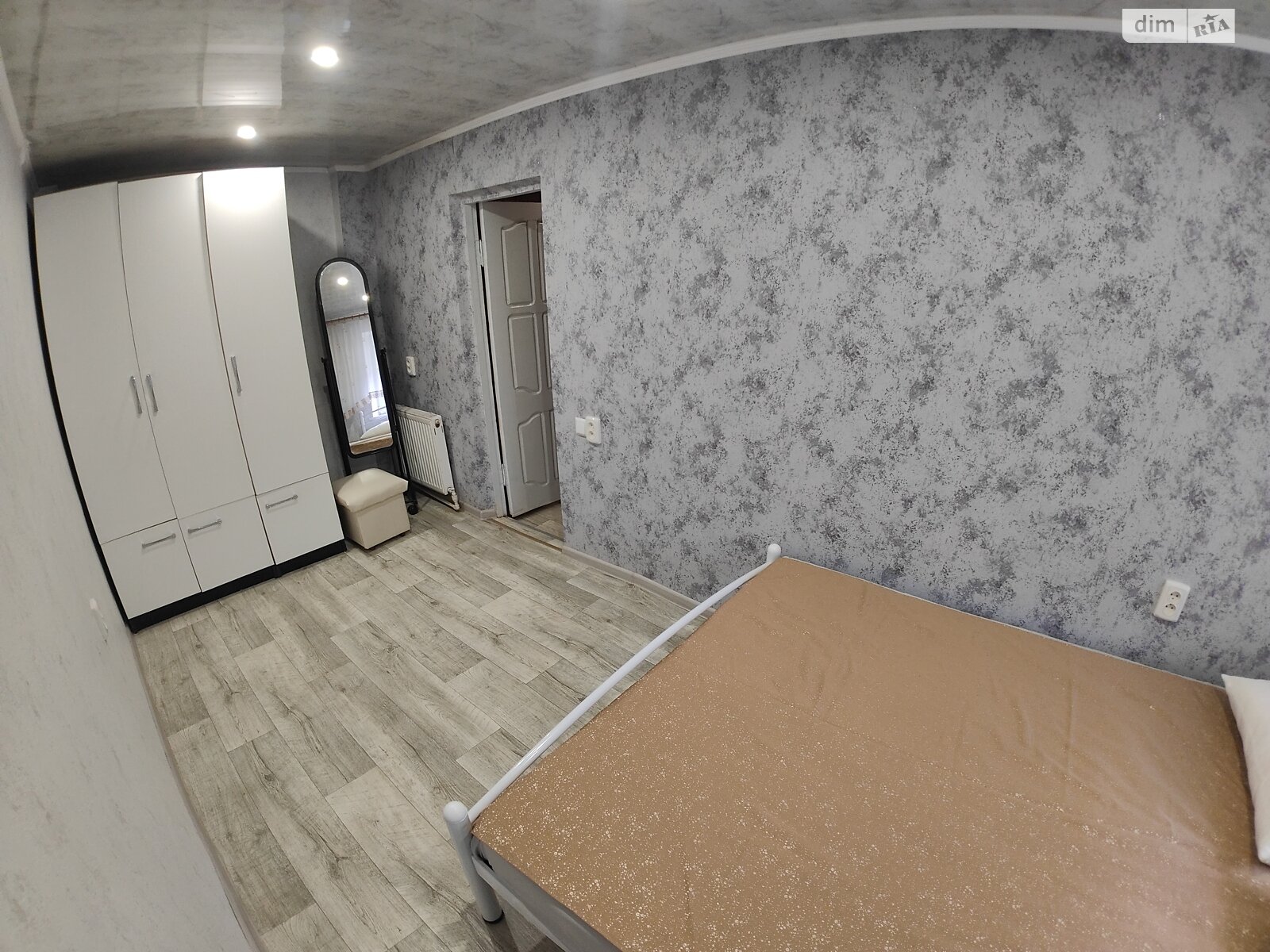 одноповерхова частина будинку, 45 кв. м, цегла. Здається помісячно в Вінниці, в районі Старе місто фото 1 однопроверхова частина будинку, 45 кв. м, цегла. Здається помісячно в Вінниці, в районі Старе місто фото 1