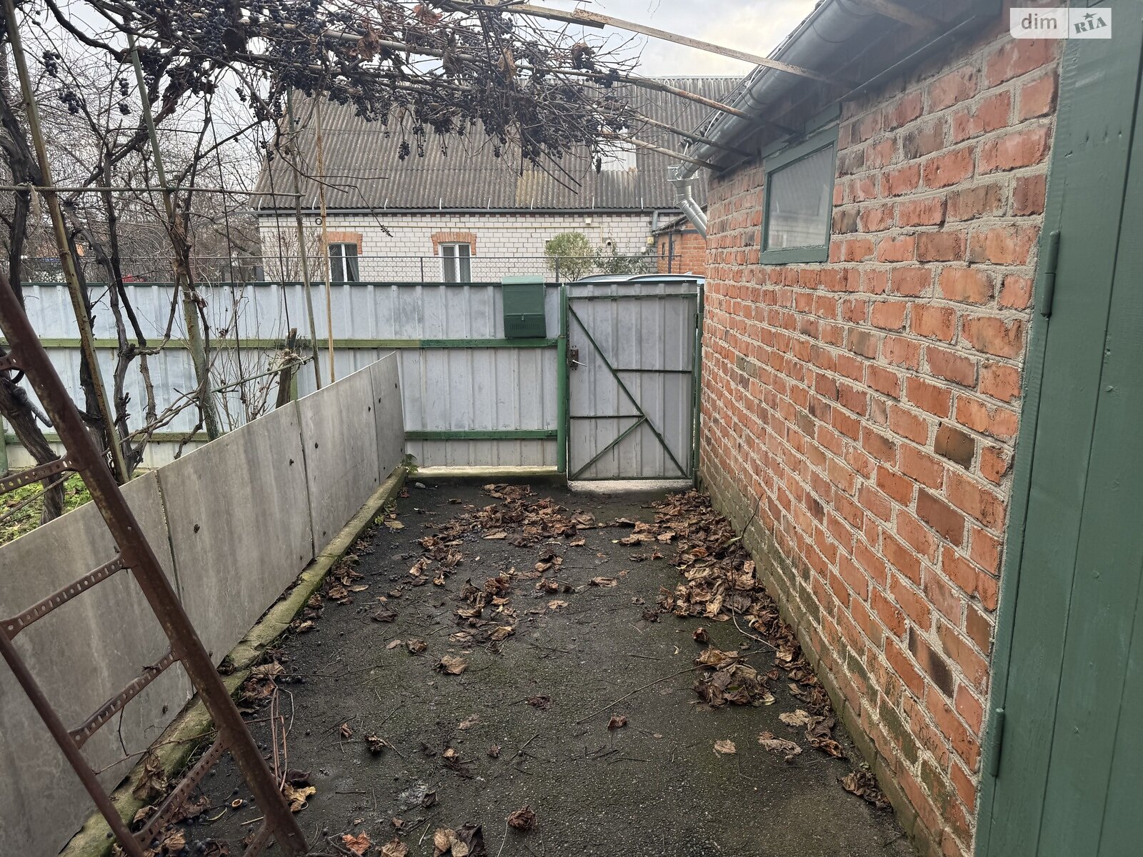 однопроверхова частина будинку, 15 кв. м, кирпич. Здається помісячно в Вінниці, в районі Старе місто фото 1