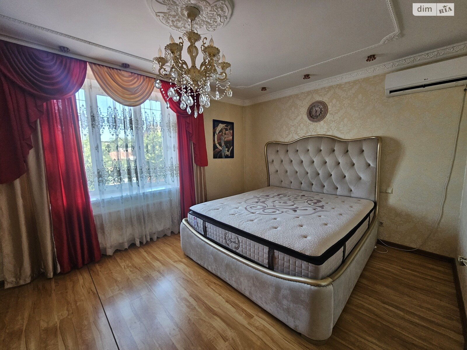 двухэтажная часть дома, 180 кв. м, кирпич. Сдается помесячно в Виннице, в районе Старый город фото 1 двухэтажная часть дома, 180 кв. м, кирпич. Сдается помесячно в Виннице, в районе Старый город фото 1