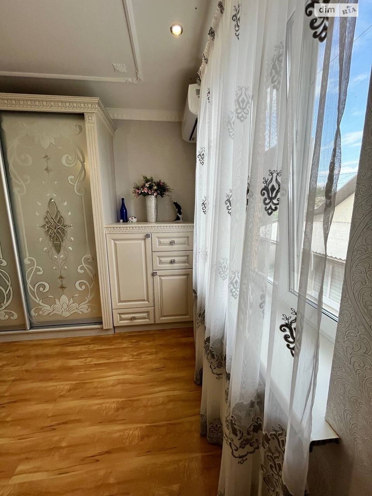 двоповерхова частина будинку, 180 кв. м, цегла. Здається помісячно в Вінниці, в районі Старе місто фото 1 двопроверхова частина будинку, 180 кв. м, цегла. Здається помісячно в Вінниці, в районі Старе місто фото 1