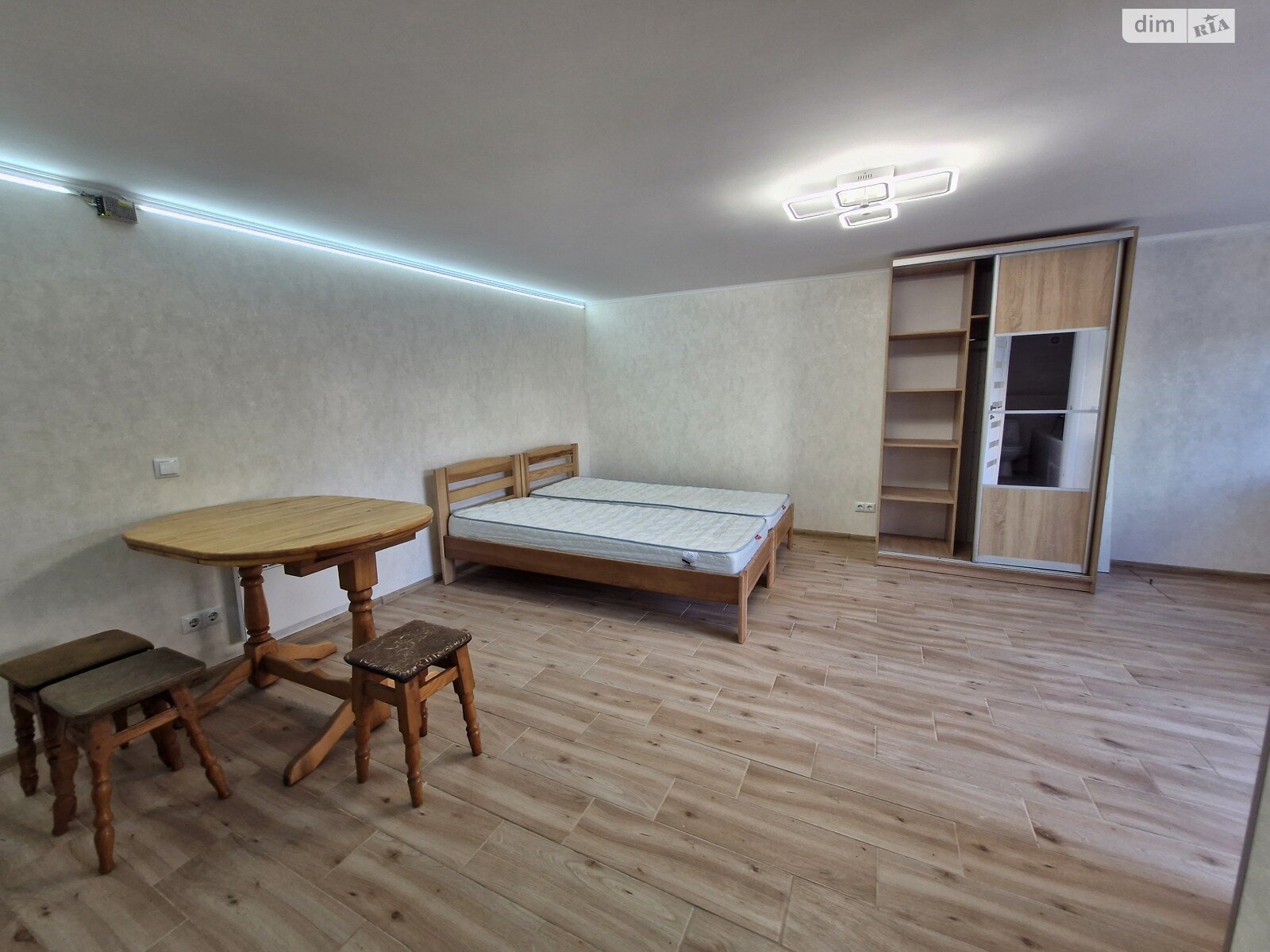 триповерхова частина будинку, 30 кв. м, цегла. Здається помісячно в Вінниці, в районі Старе місто фото 1 трипроверхова частина будинку, 30 кв. м, цегла. Здається помісячно в Вінниці, в районі Старе місто фото 1
