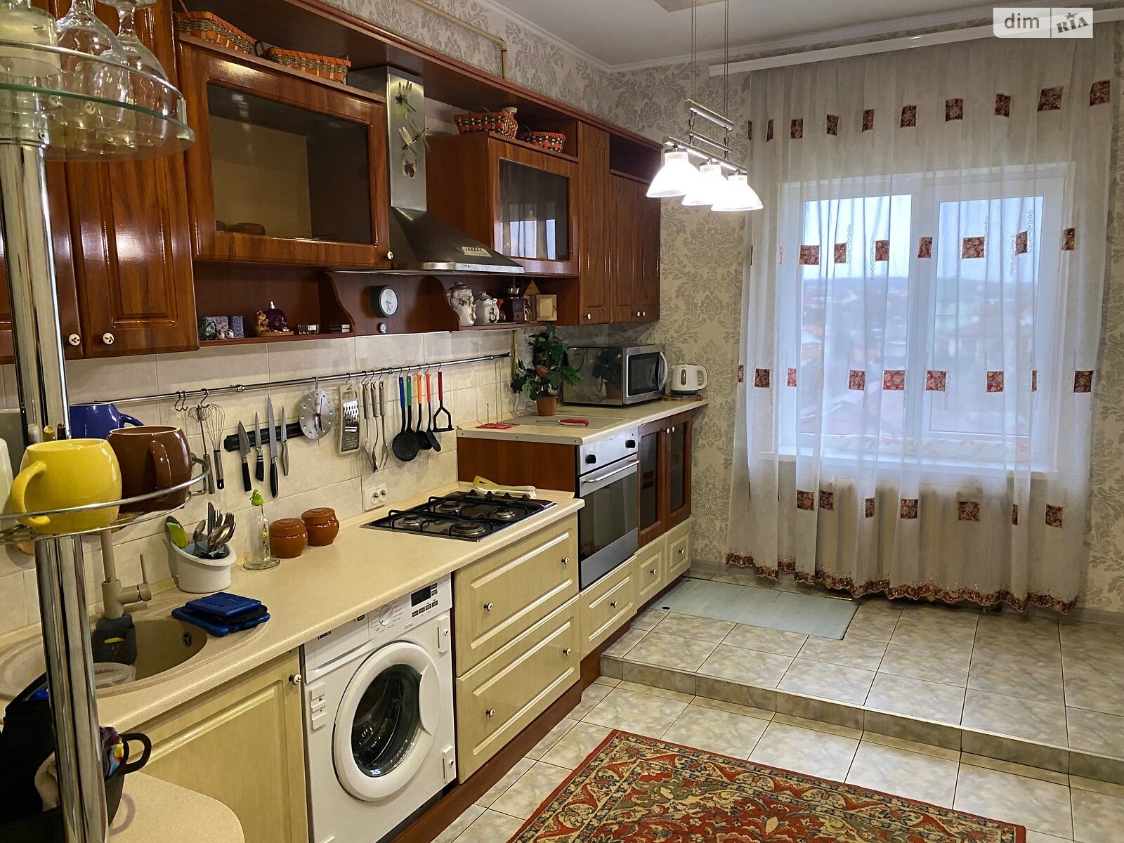 одноэтажная часть дома, 125 кв. м, кирпич. Сдается помесячно в Виннице, в районе Центр фото 1