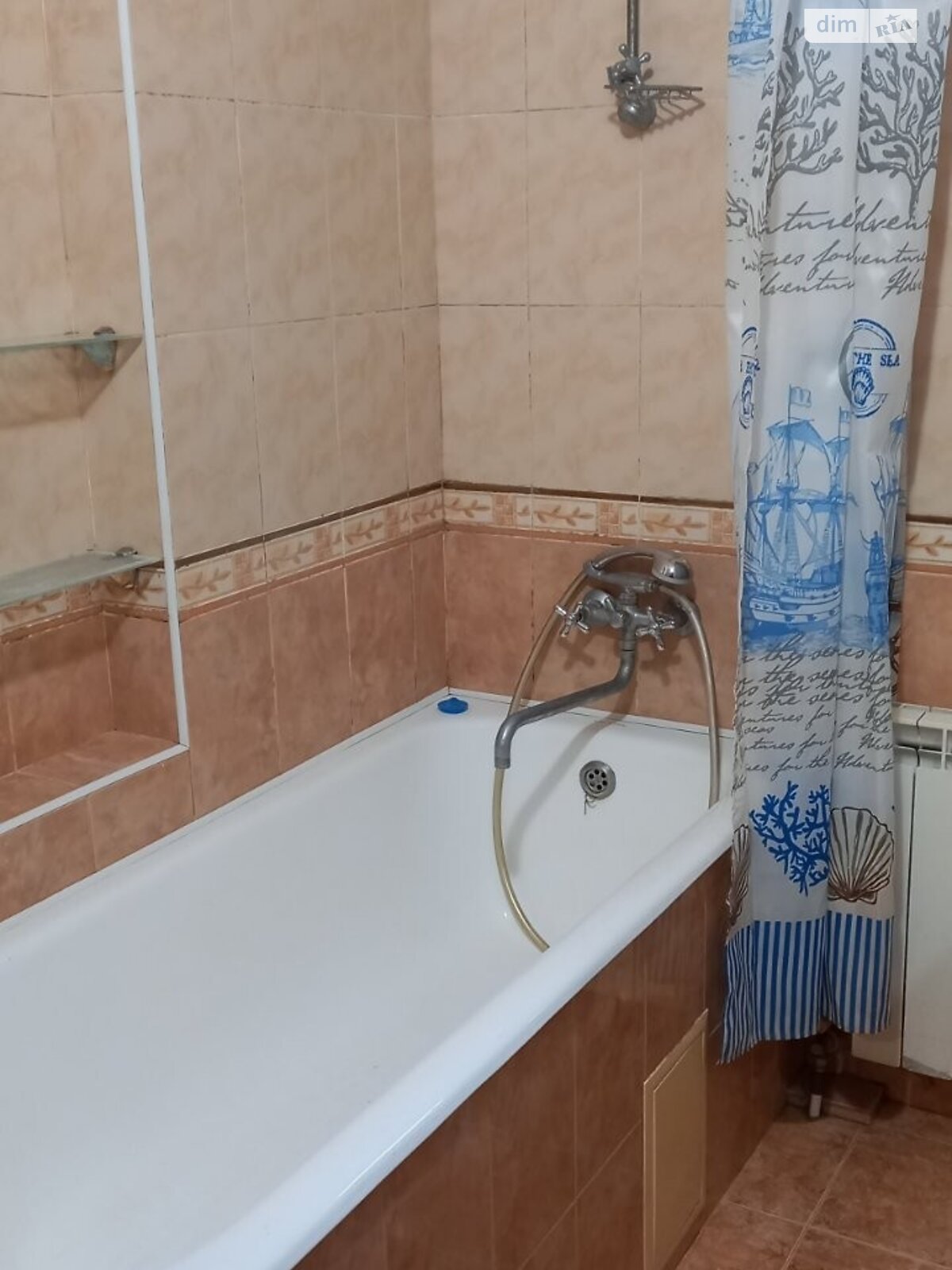 одноэтажная часть дома, 60 кв. м, кирпич. Сдается помесячно в Виннице, в районе Центр фото 1