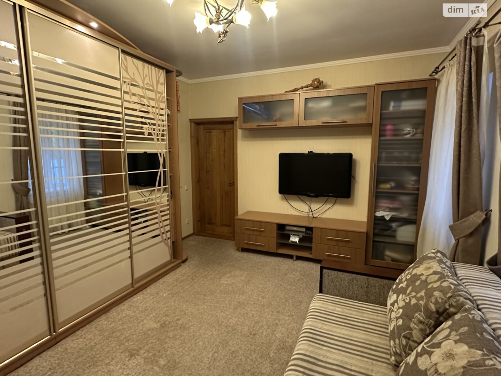 одноповерхова частина будинку, 47 кв. м, цегла. Здається помісячно в Вінниці фото 1 одноповерхова частина будинку, 47 кв. м, цегла. Здається помісячно в Вінниці фото 1