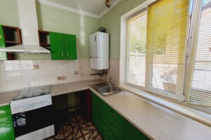 одноэтажная часть дома, 50 кв. м, кирпич. Сдается помесячно в Виннице, в районе Замостье фото 2 одноэтажная часть дома, 50 кв. м, кирпич. Сдается помесячно в Виннице, в районе Замостье фото 2