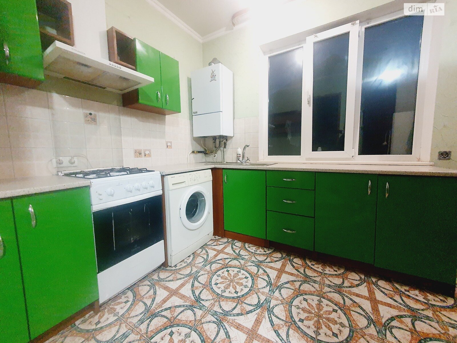 одноэтажная часть дома, 50 кв. м, кирпич. Сдается помесячно в Виннице, в районе Замостье фото 1 одноэтажная часть дома, 50 кв. м, кирпич. Сдается помесячно в Виннице, в районе Замостье фото 1