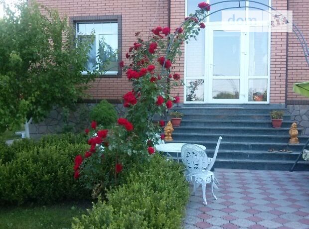 двоповерхова дача біля озера, 220 кв. м, цегла. Здається помісячно в село Петрушки, Київська обл. фото 1 двоповерхова дача біля озера, 220 кв. м, цегла. Здається помісячно в село Петрушки, Київська обл. фото 1