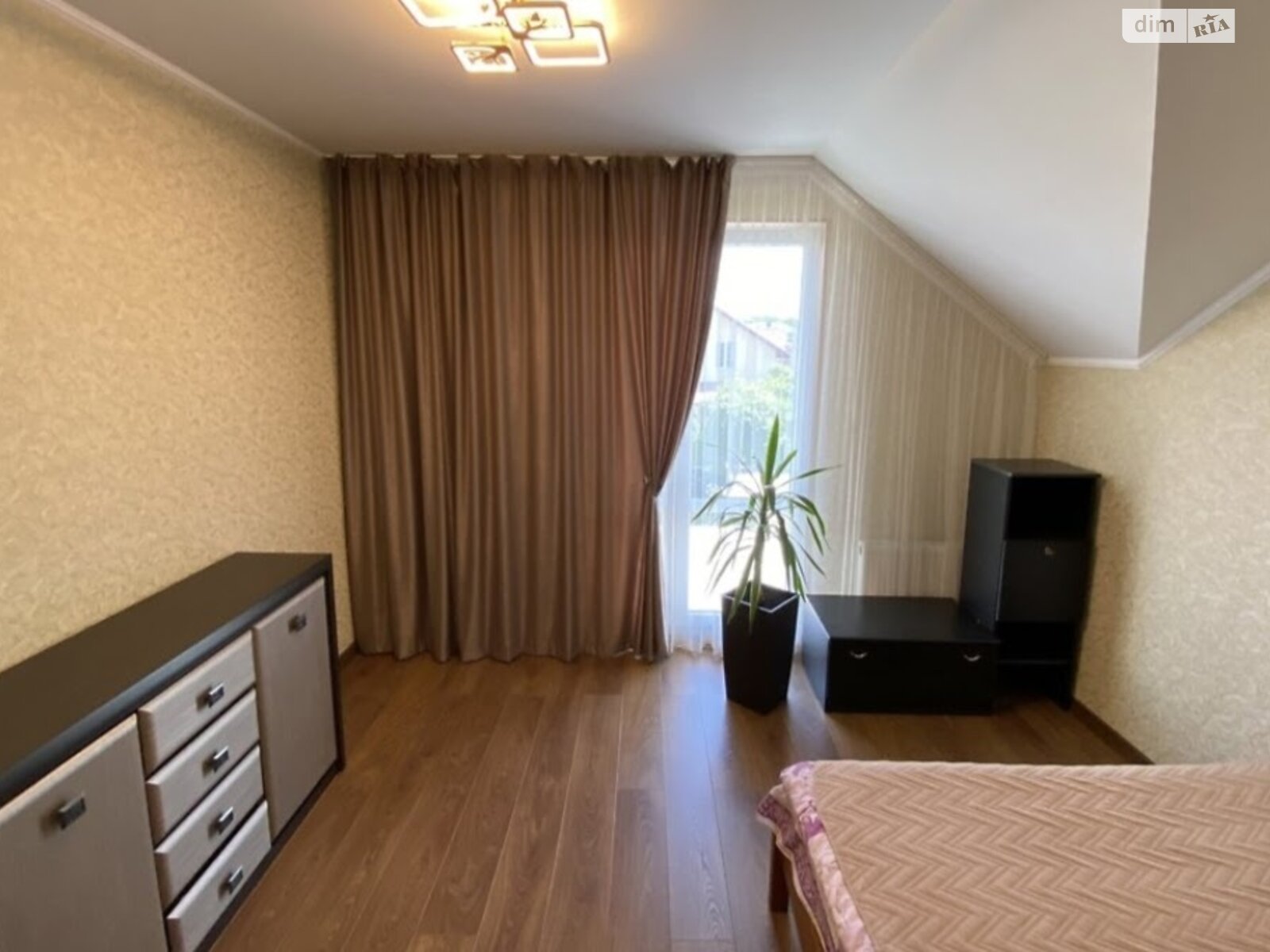 двухэтажный дом, 192 кв. м, кирпич. Сдается помесячно в Агрономичном фото 1