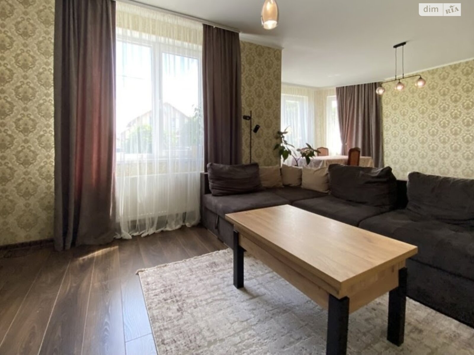 двухэтажный дом, 192 кв. м, кирпич. Сдается помесячно в Агрономичном фото 1