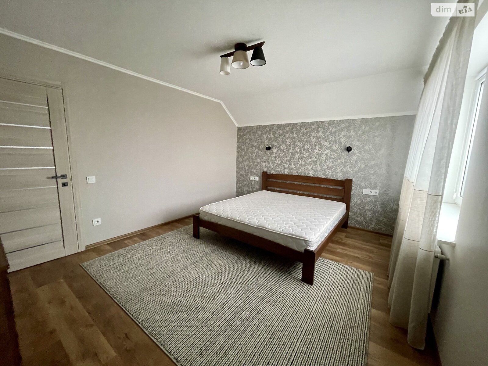 двоповерховий будинок з гаражем, 112 кв. м, кирпич. Здається помісячно в Агрономічному фото 1 двоповерховий будинок з гаражем, 112 кв. м, кирпич. Здається помісячно в Агрономічному фото 1
