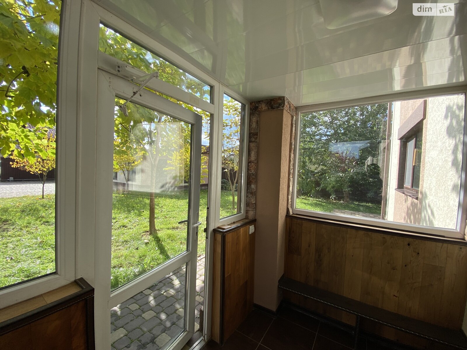 двоповерховий будинок з верандою, 245 кв. м, цегла. Здається помісячно в Агрономічному фото 1 двоповерховий будинок з верандою, 245 кв. м, цегла. Здається помісячно в Агрономічному фото 1