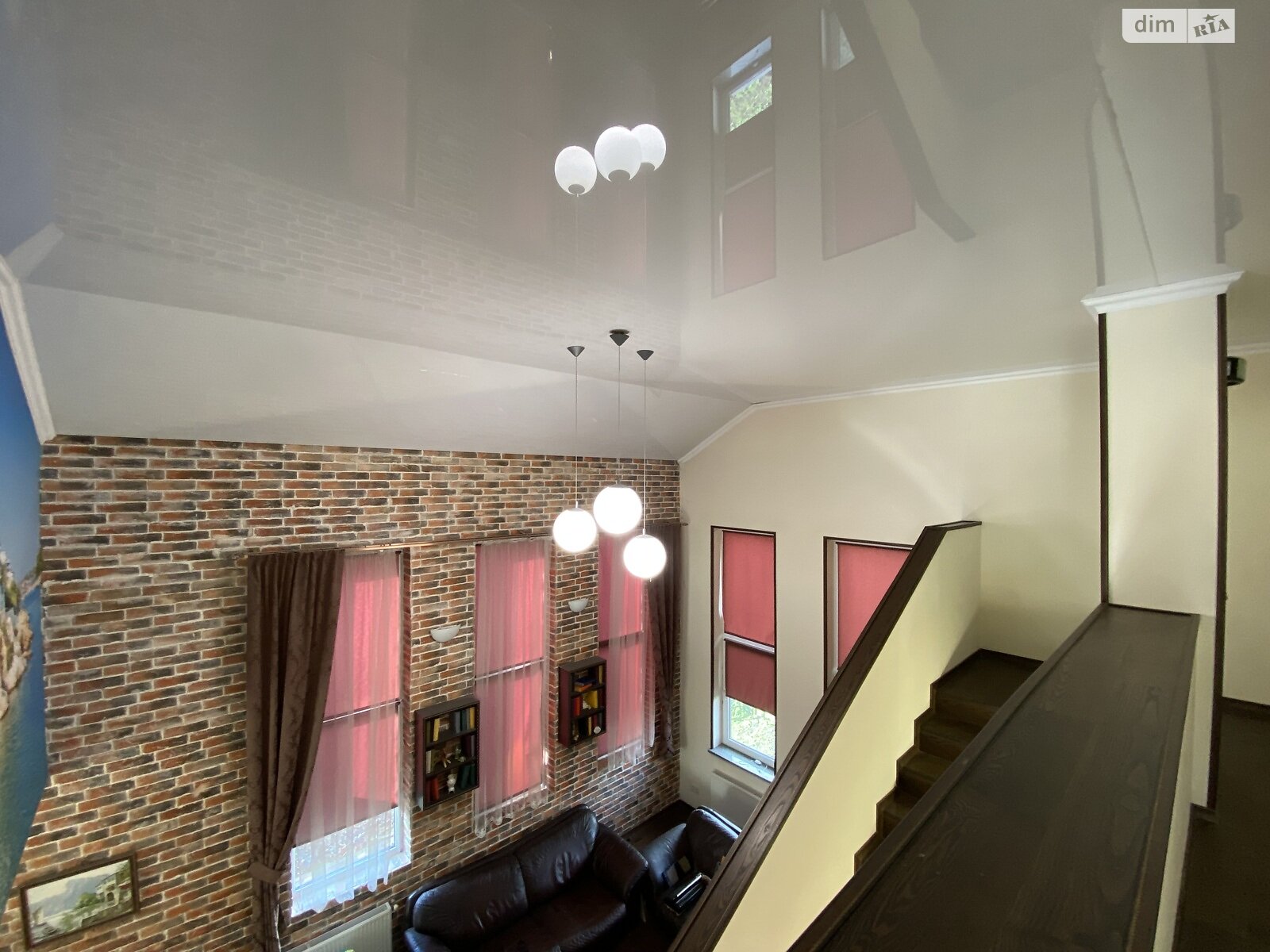 двоповерховий будинок з верандою, 245 кв. м, цегла. Здається помісячно в Агрономічному фото 1 двоповерховий будинок з верандою, 245 кв. м, цегла. Здається помісячно в Агрономічному фото 1