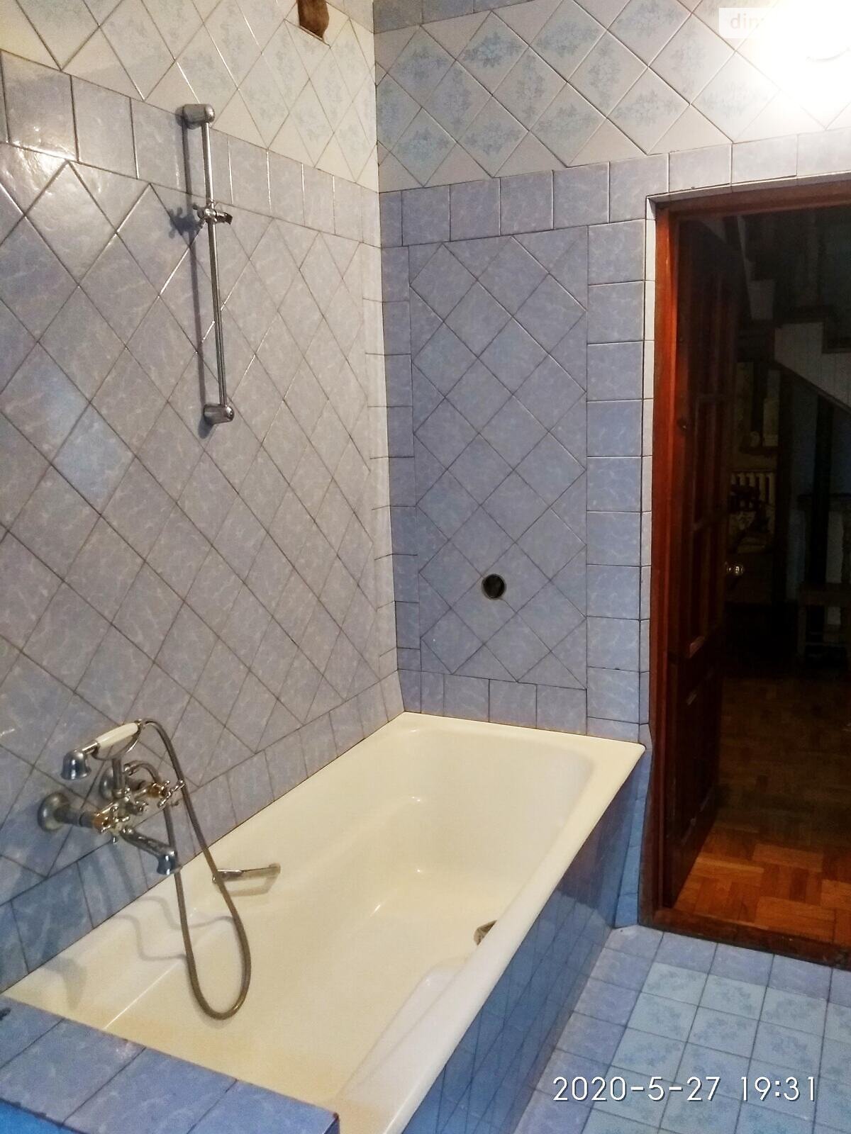 двухэтажный дом, 325 кв. м, кирпич силикатный. Сдается помесячно в Александровке фото 1 двухэтажный дом, 325 кв. м, кирпич силикатный. Сдается помесячно в Александровке фото 1