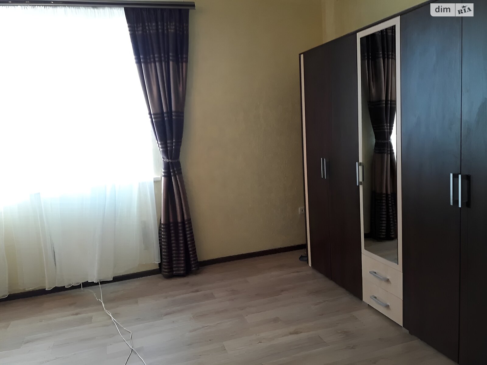 двоповерховий будинок з гаражем, 200 кв. м, цегла. Здається помісячно в Авангарді фото 1 двоповерховий будинок з гаражем, 200 кв. м, цегла. Здається помісячно в Авангарді фото 1