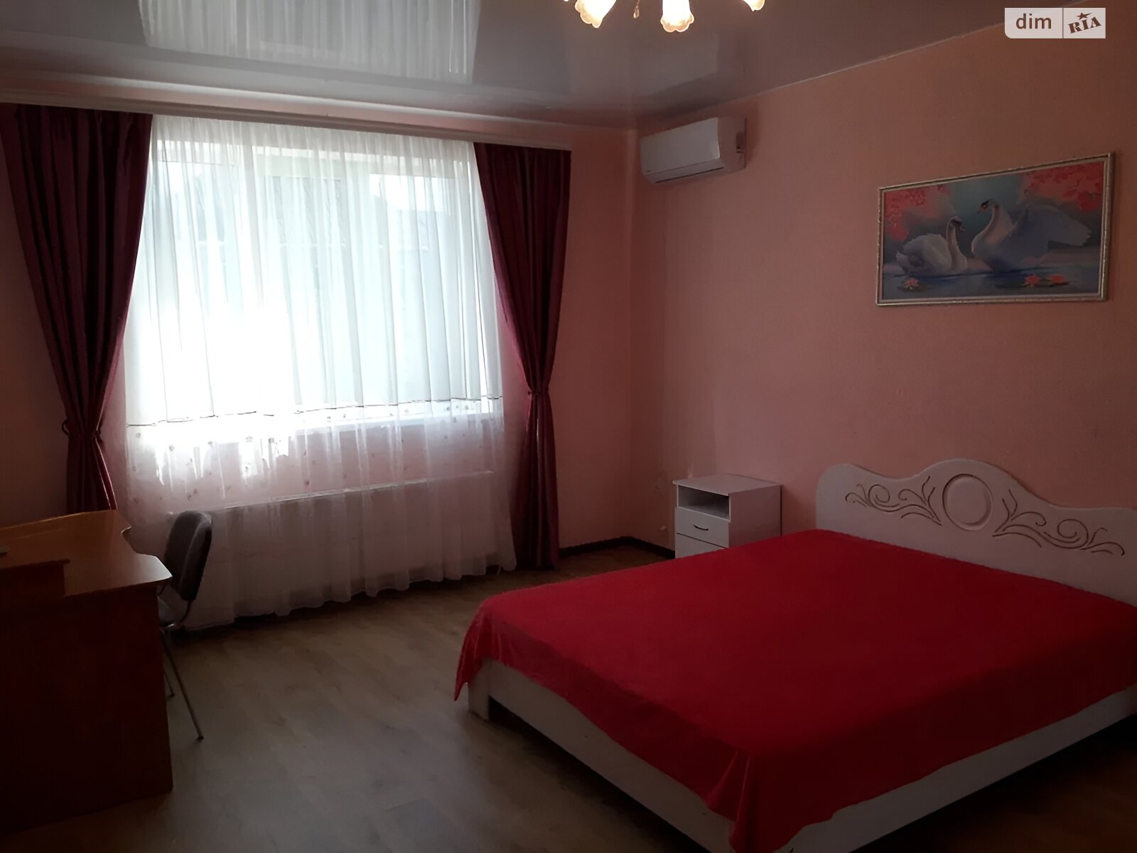 двоповерховий будинок з гаражем, 200 кв. м, цегла. Здається помісячно в Авангарді фото 1 двоповерховий будинок з гаражем, 200 кв. м, цегла. Здається помісячно в Авангарді фото 1