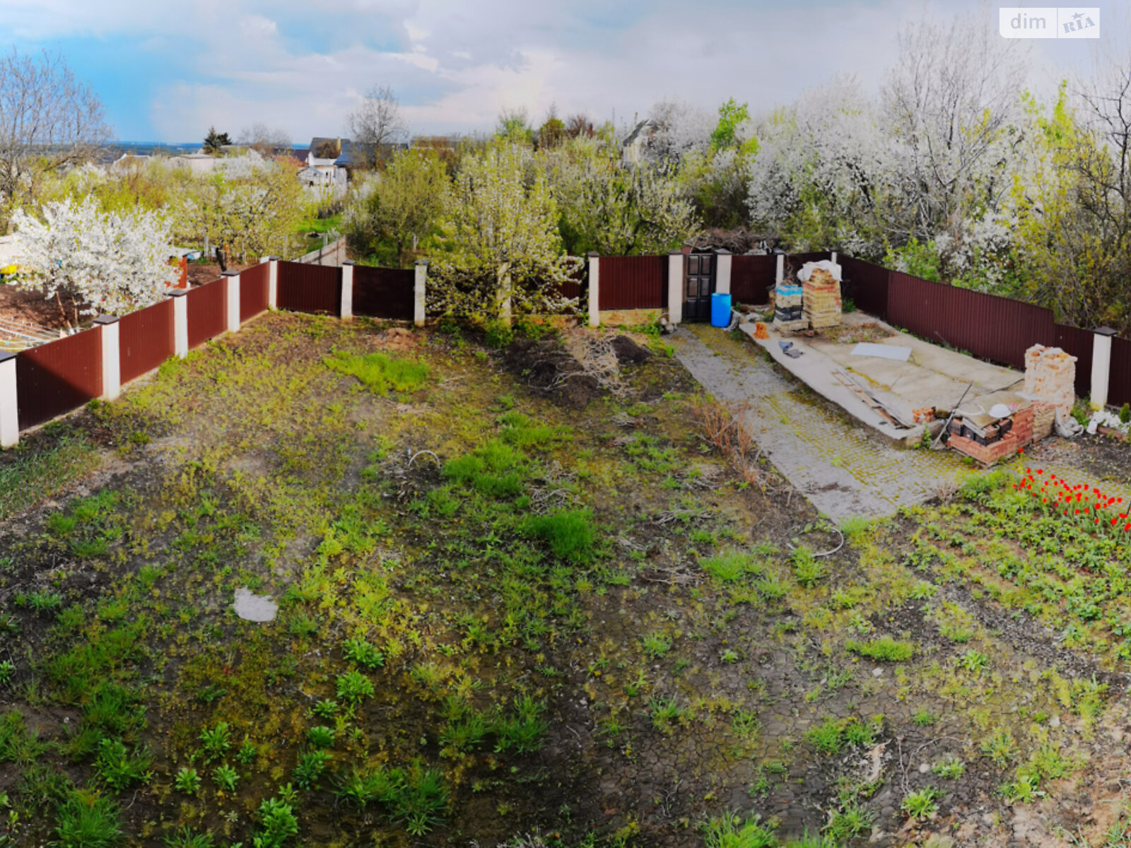 двухэтажный дом, 210 кв. м, кирпич. Сдается помесячно в Бабаях фото 1 двухэтажный дом, 210 кв. м, кирпич. Сдается помесячно в Бабаях фото 1