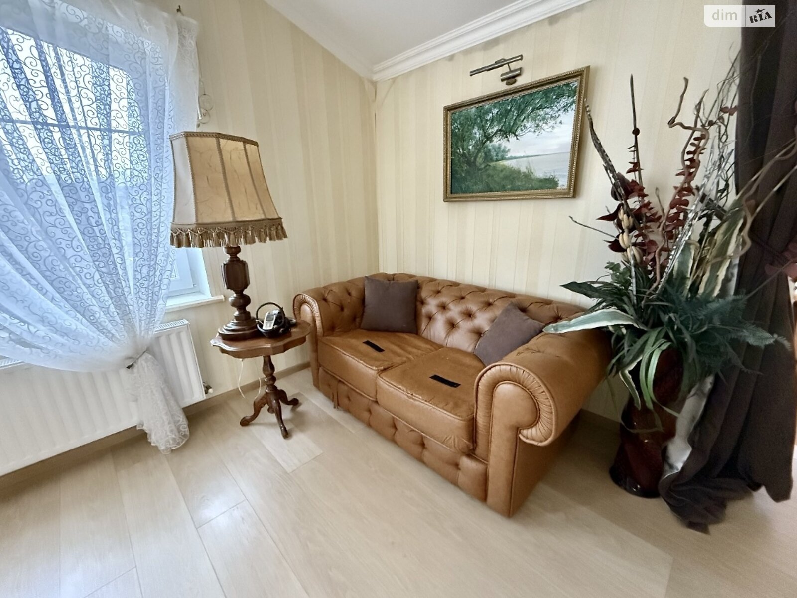 двухэтажный дом, 378 кв. м, кирпич. Сдается помесячно в Баловном фото 1